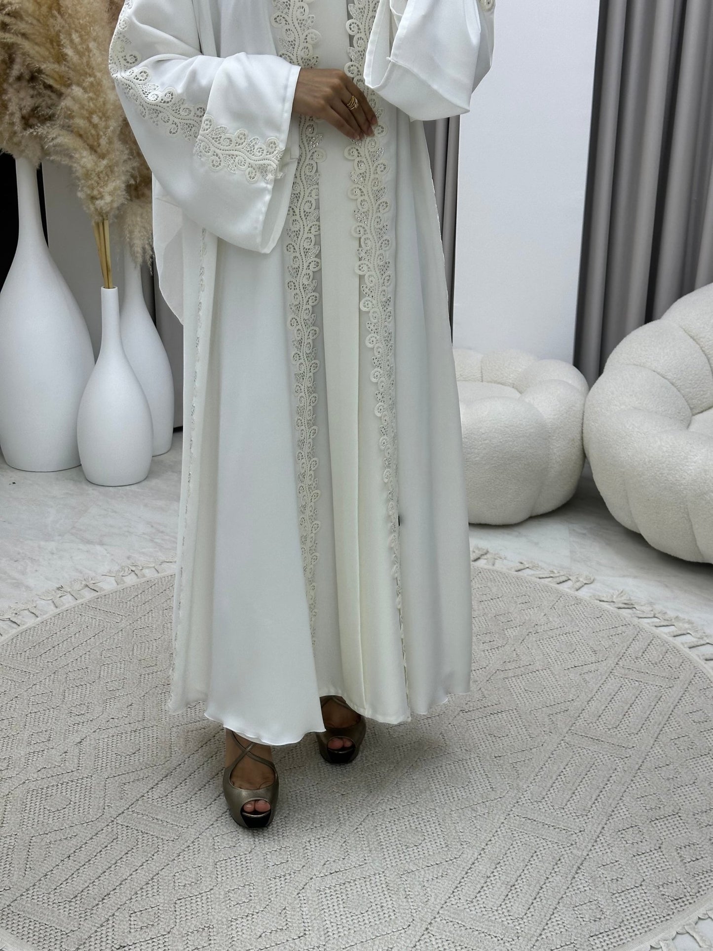 C 0277 White Lace Abaya