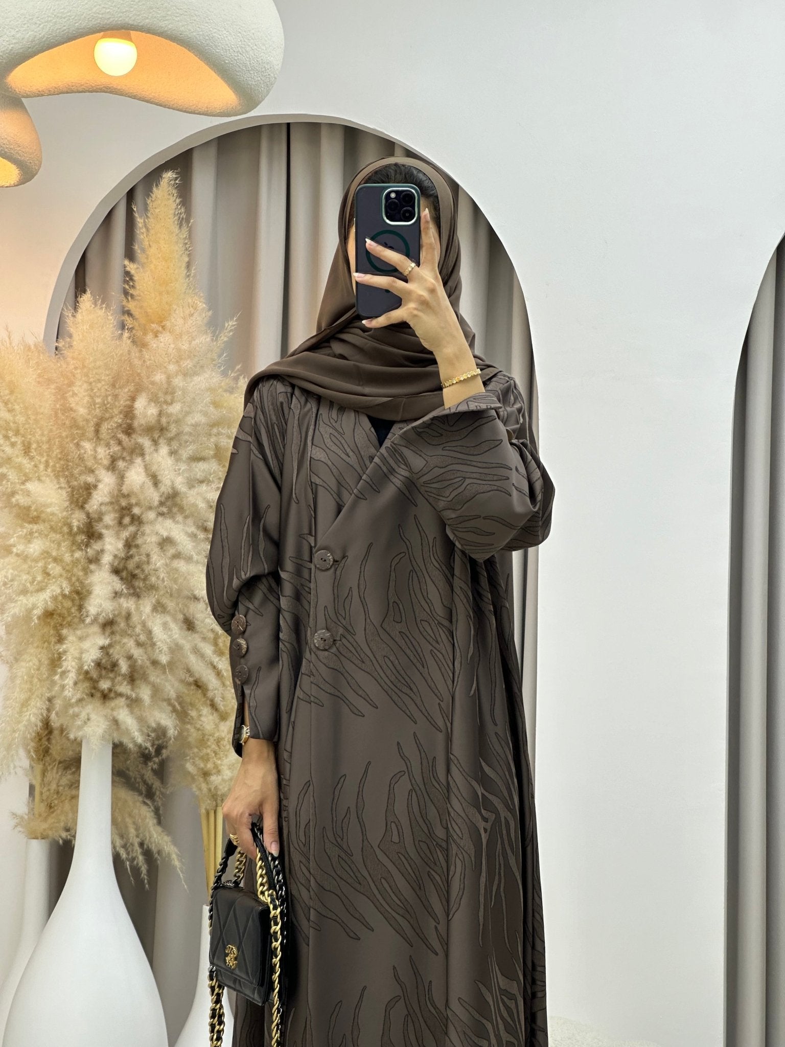 C 0290 - 02 Brown Ragged Abaya