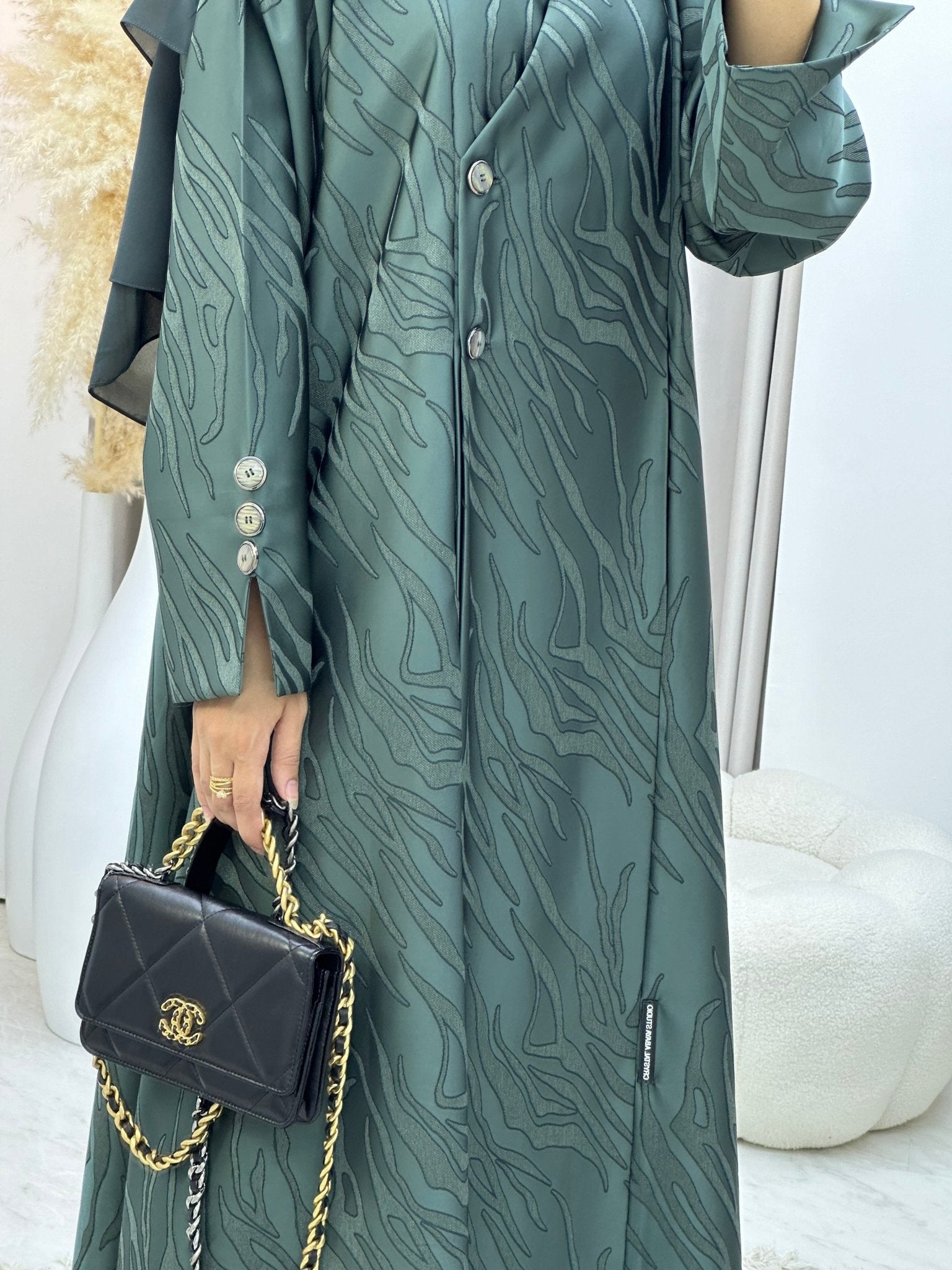 C 0290 - 04 Olive Ragged Abaya