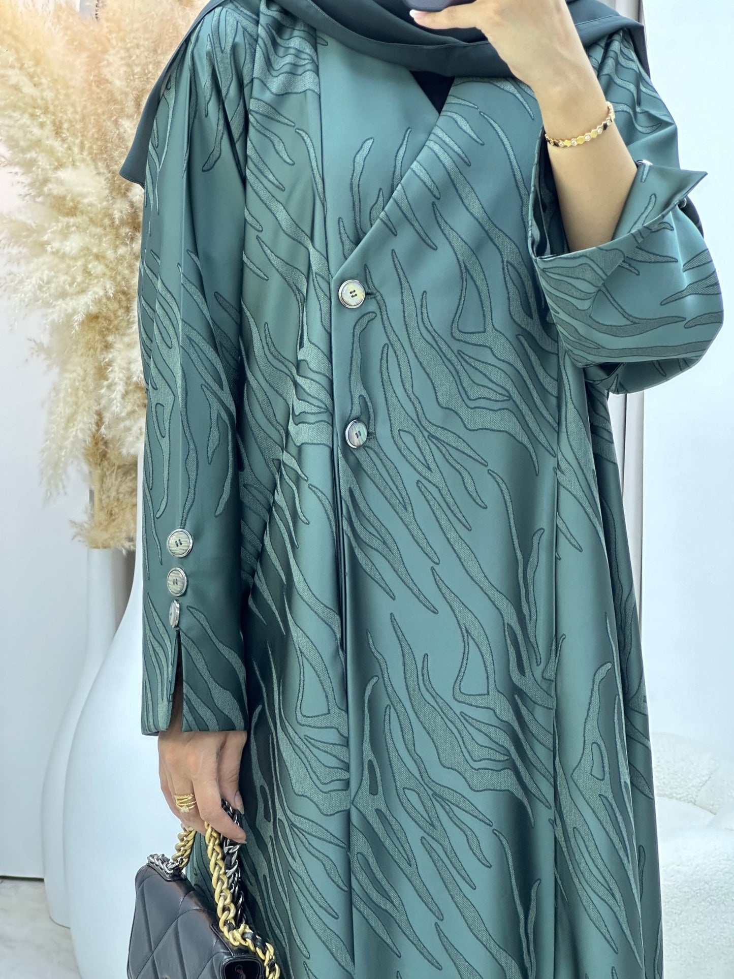 C 0290 - 04 Olive Ragged Abaya