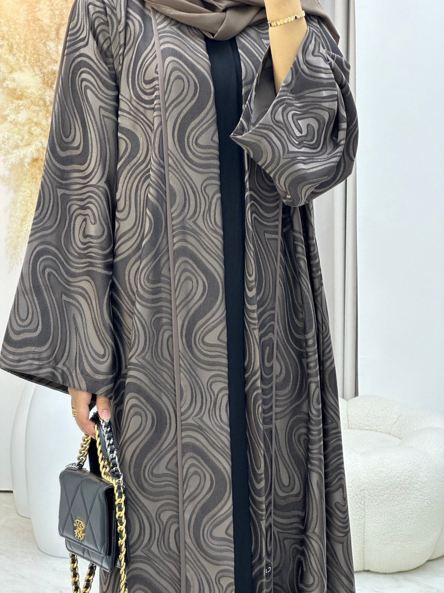 C 0291 - 02 Brown Marble Abaya