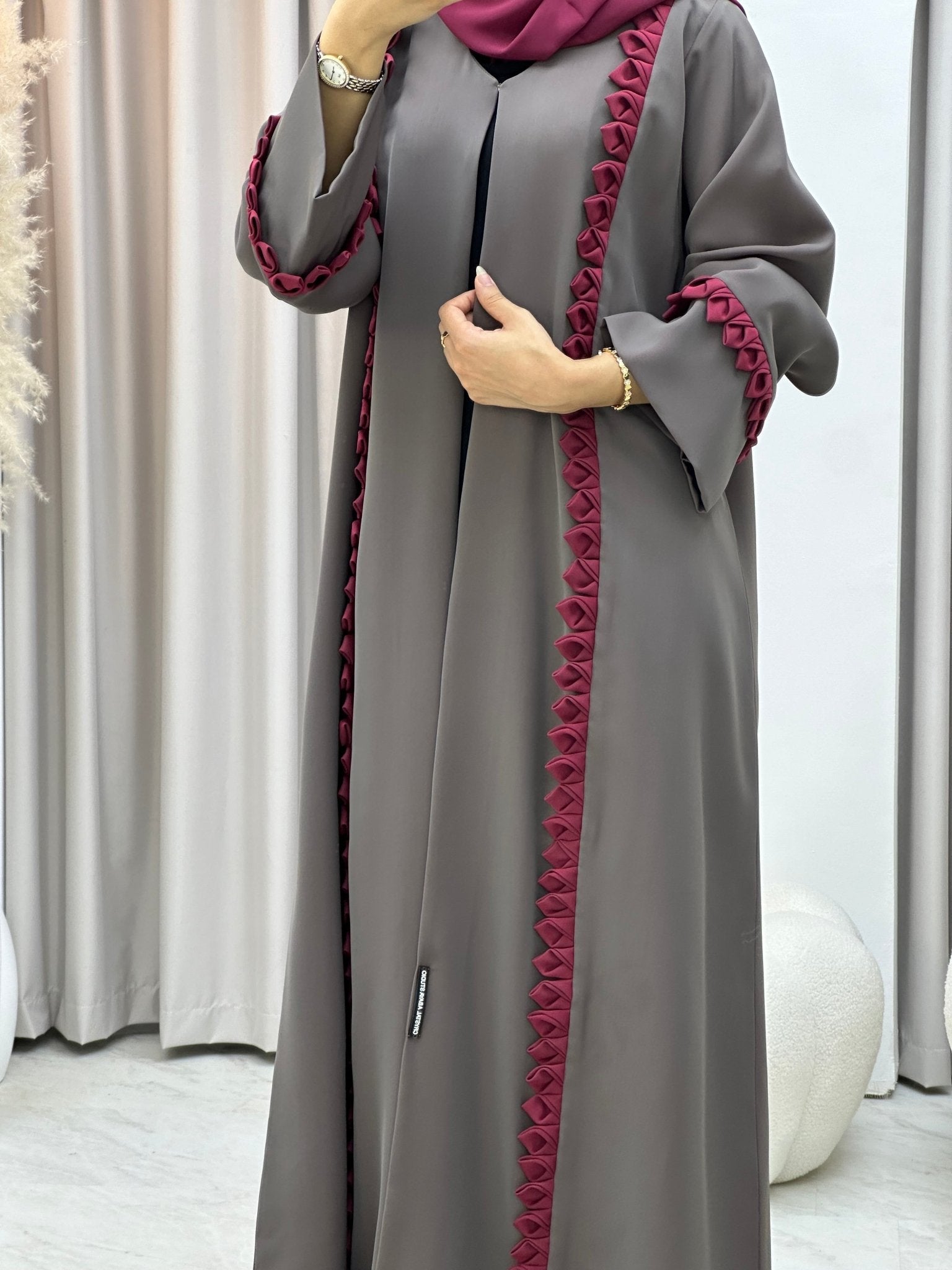 C 0296 3D Leafs Maroon Grey Abaya