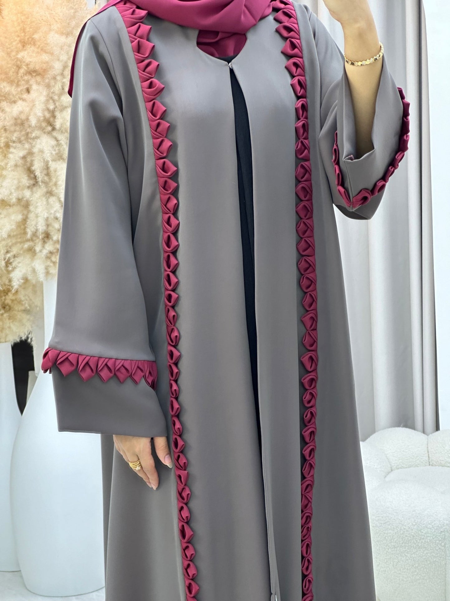 C 0296 3D Leafs Maroon Grey Abaya