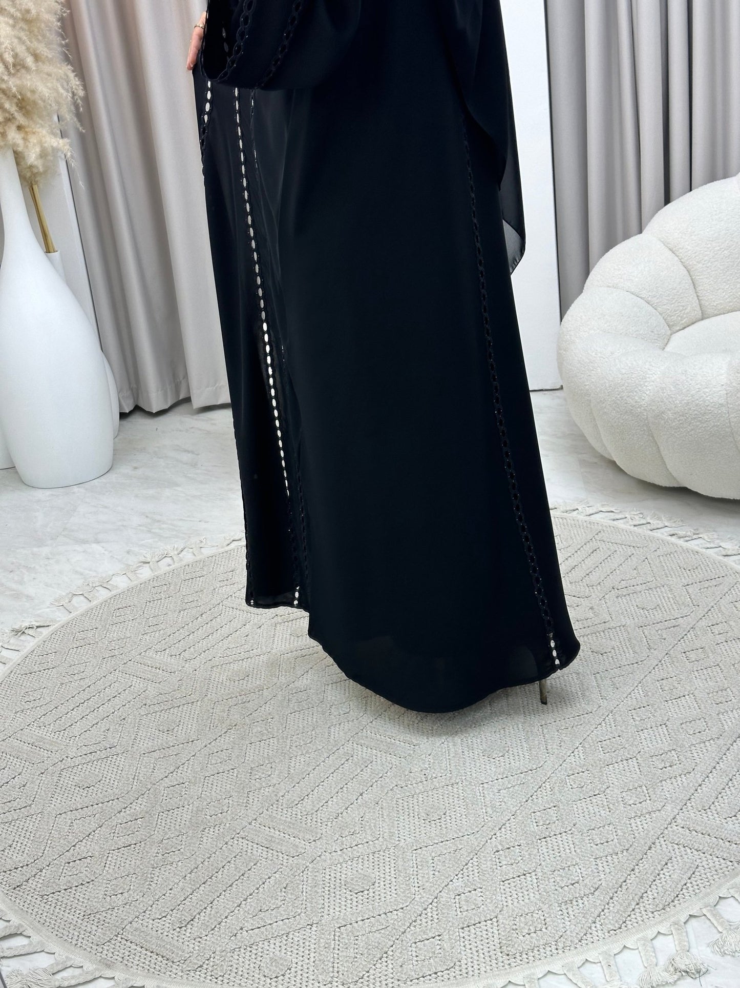 C 0301 Black Lace Abaya