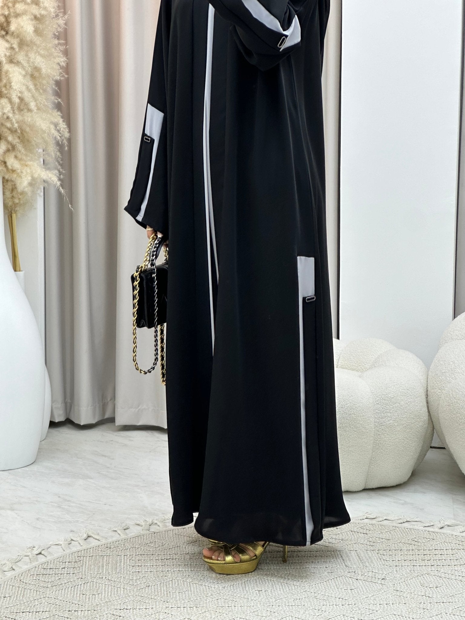 C 0317 Black Abaya