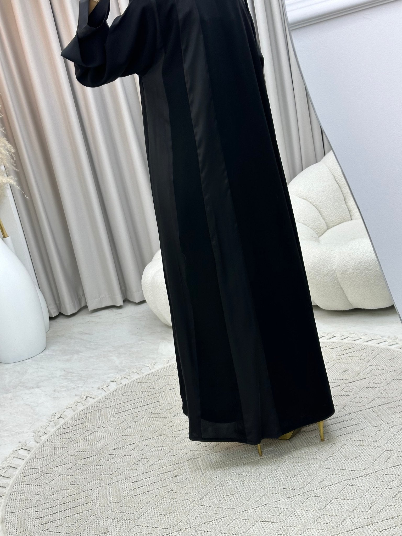 C 0318 Black Abaya