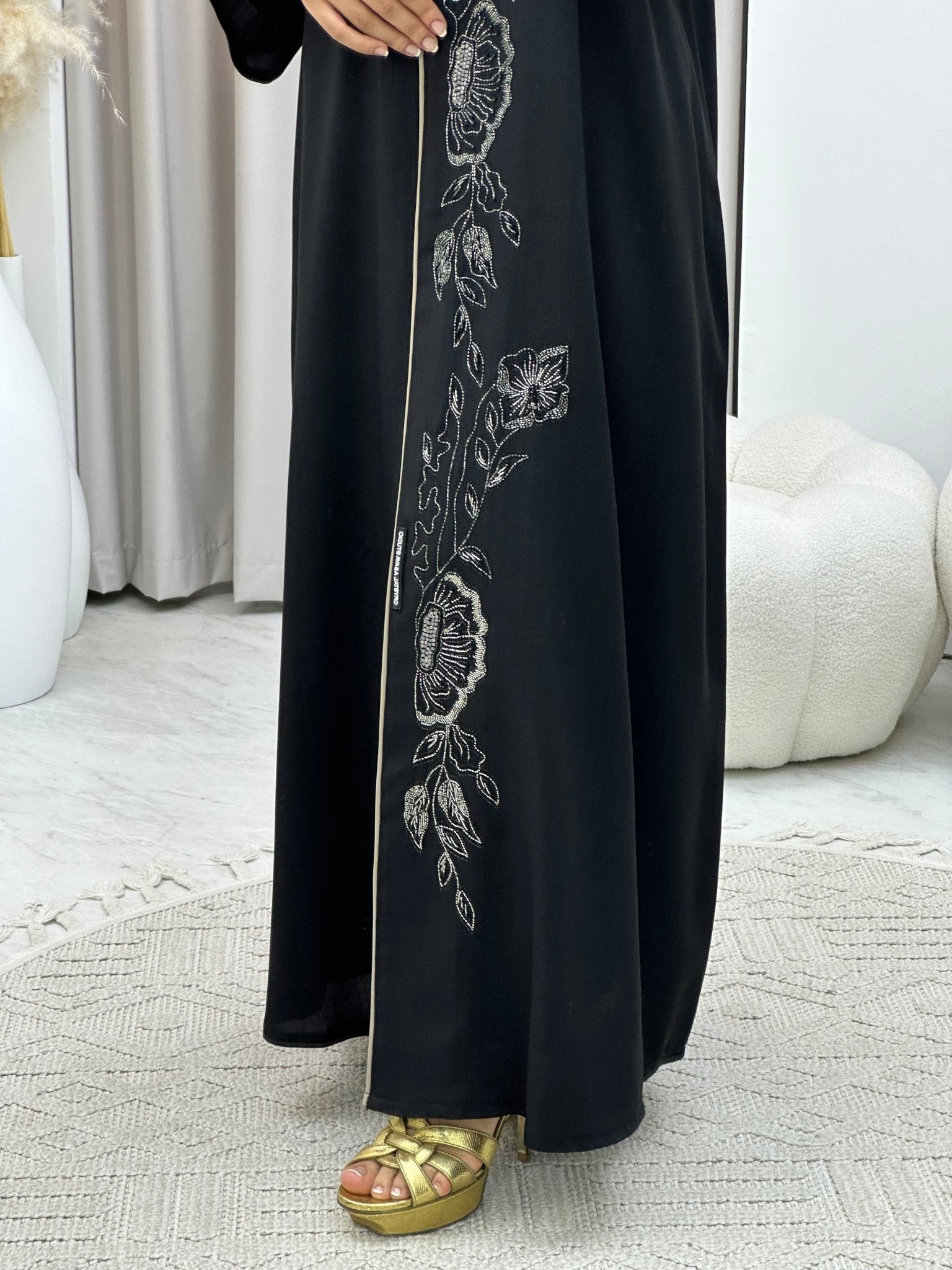 C 0324 Black Abaya