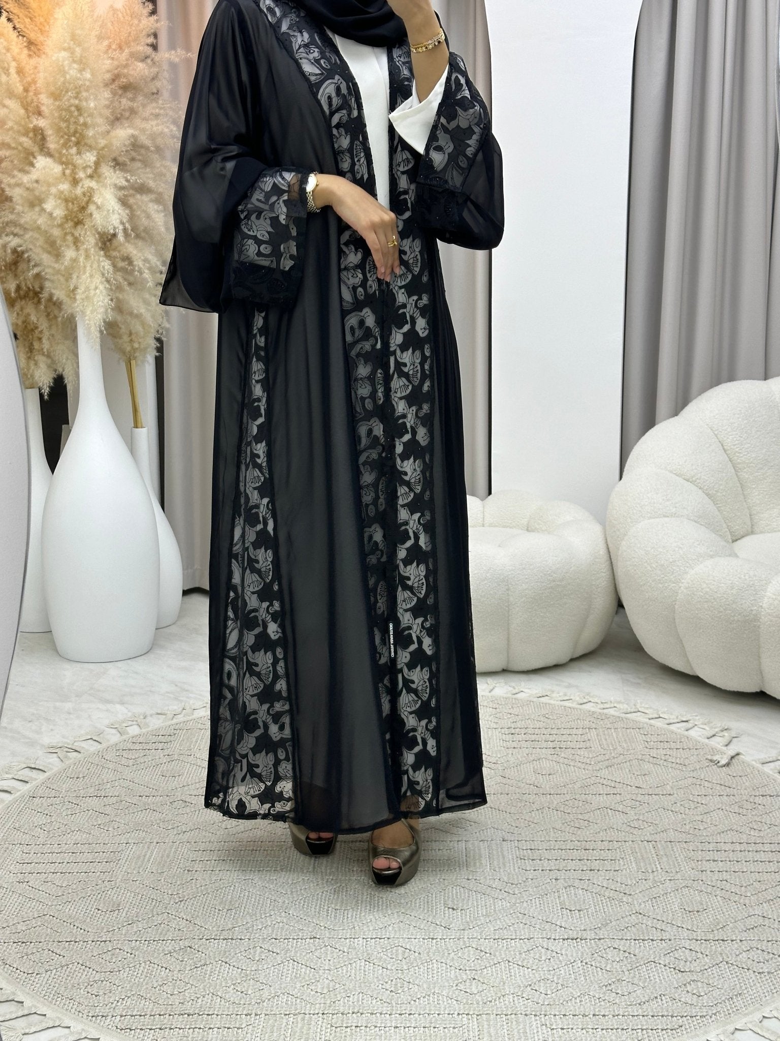 C 0334 Black Abaya