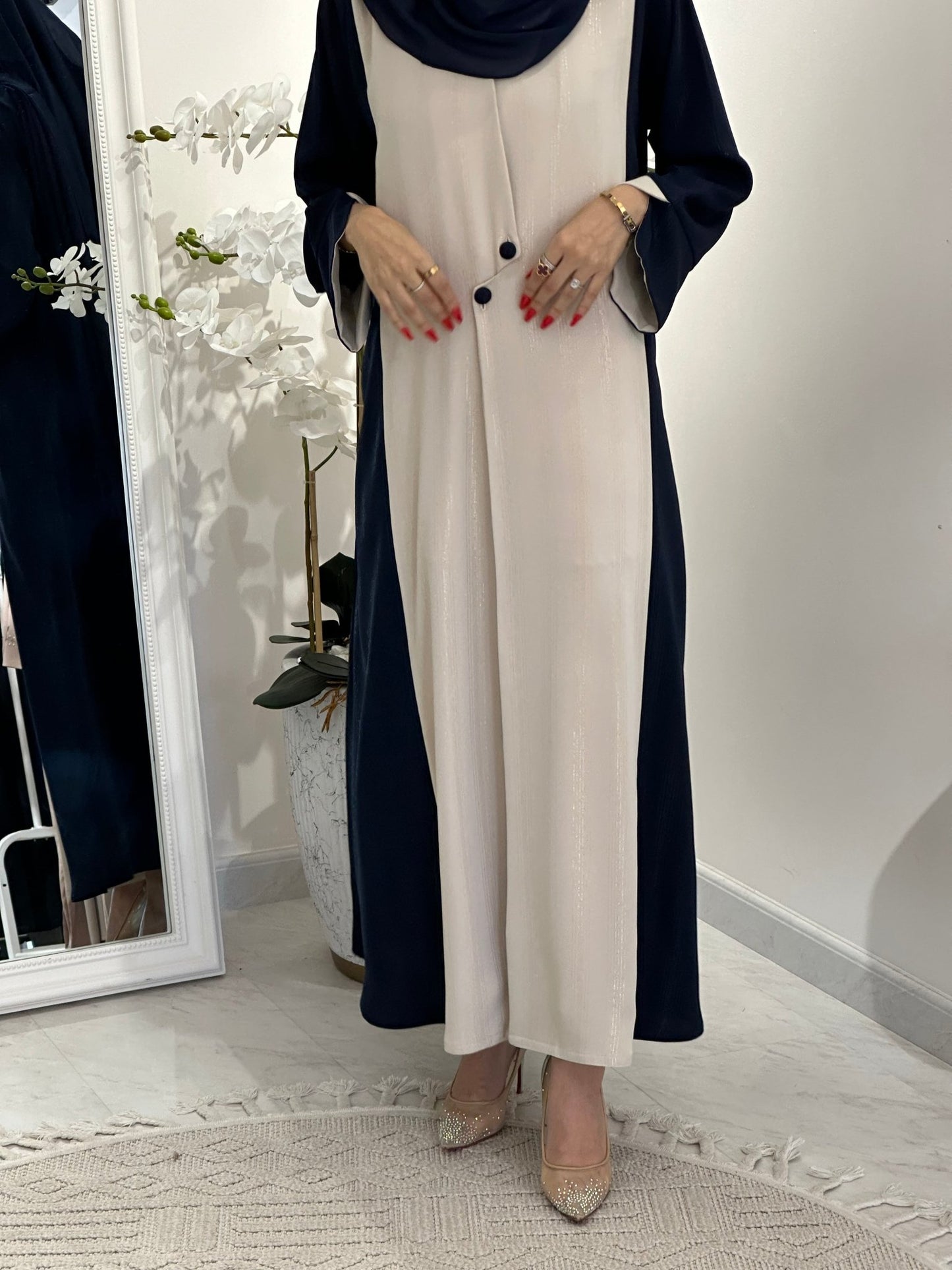 C 0352 Blue Beige Abaya