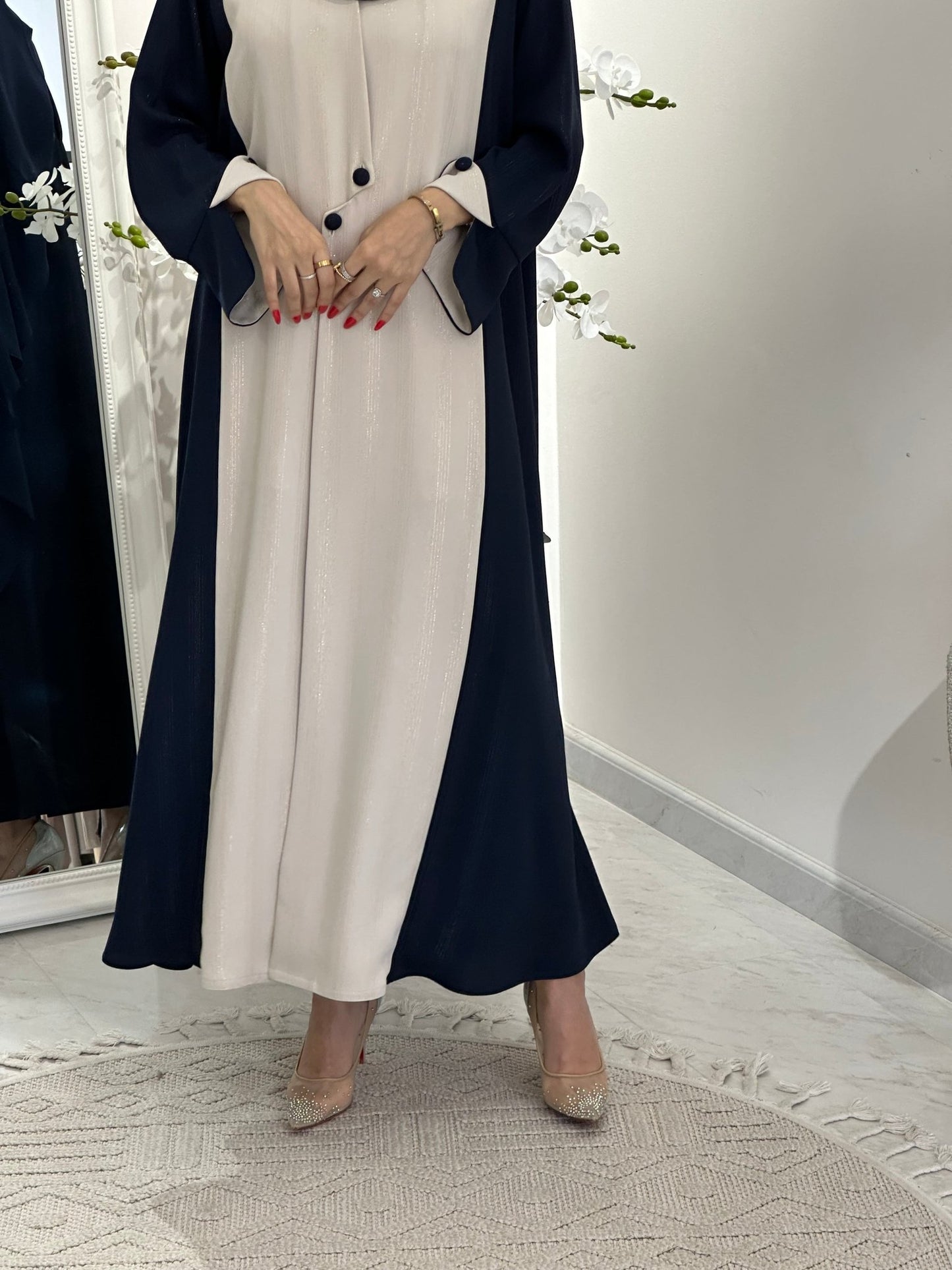 C 0352 Blue Beige Abaya