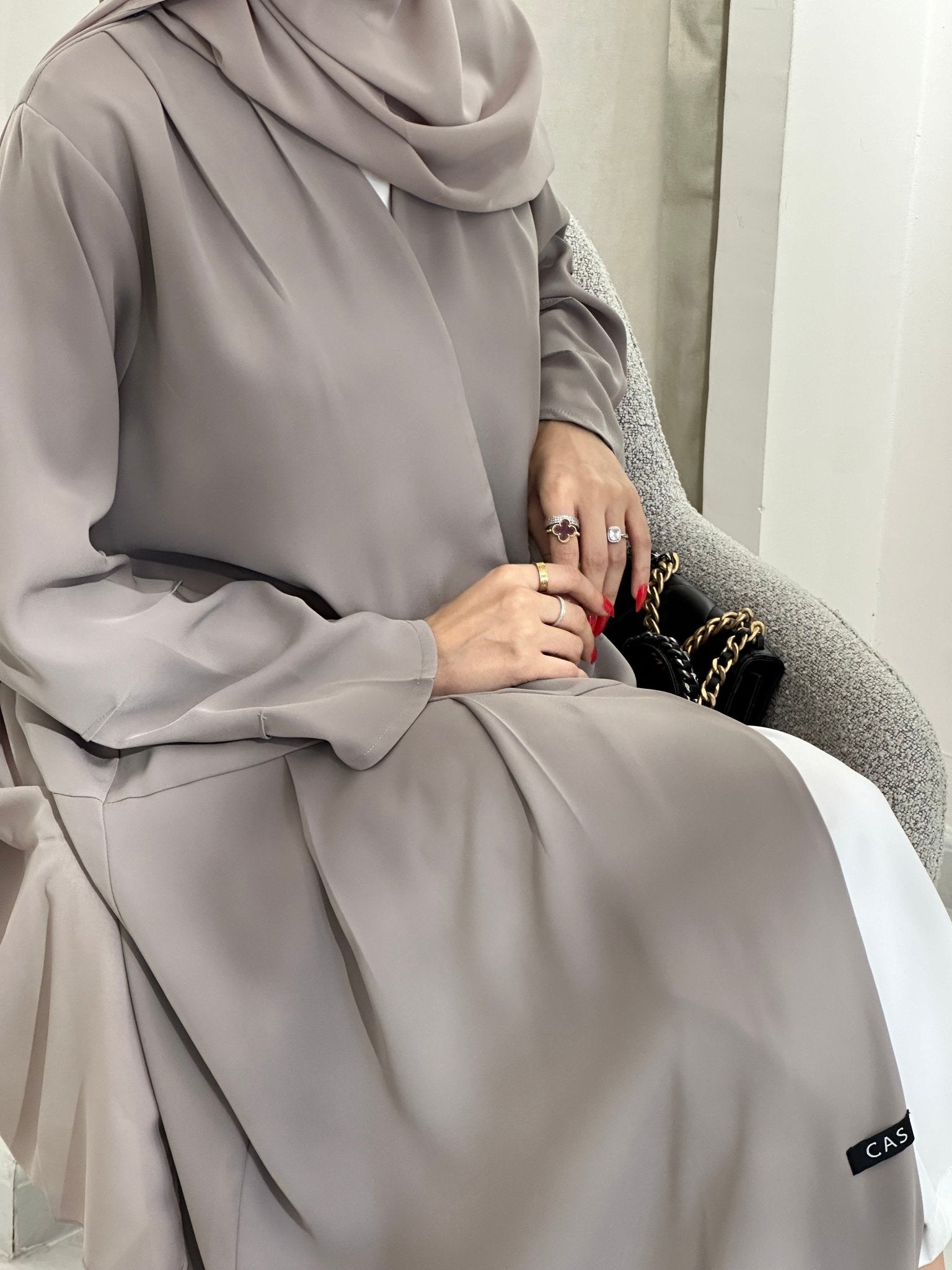 C 0363 Beige Abaya