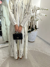 C 0369 - 04 White Printed Abaya