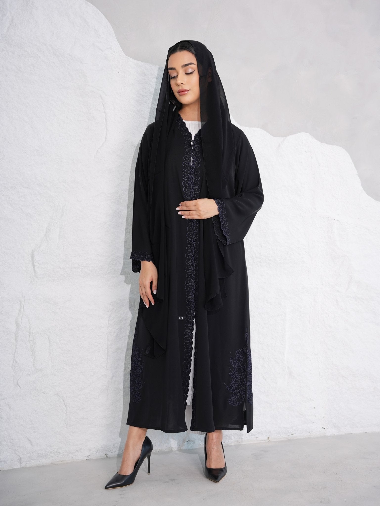 C 0378 Black Abaya