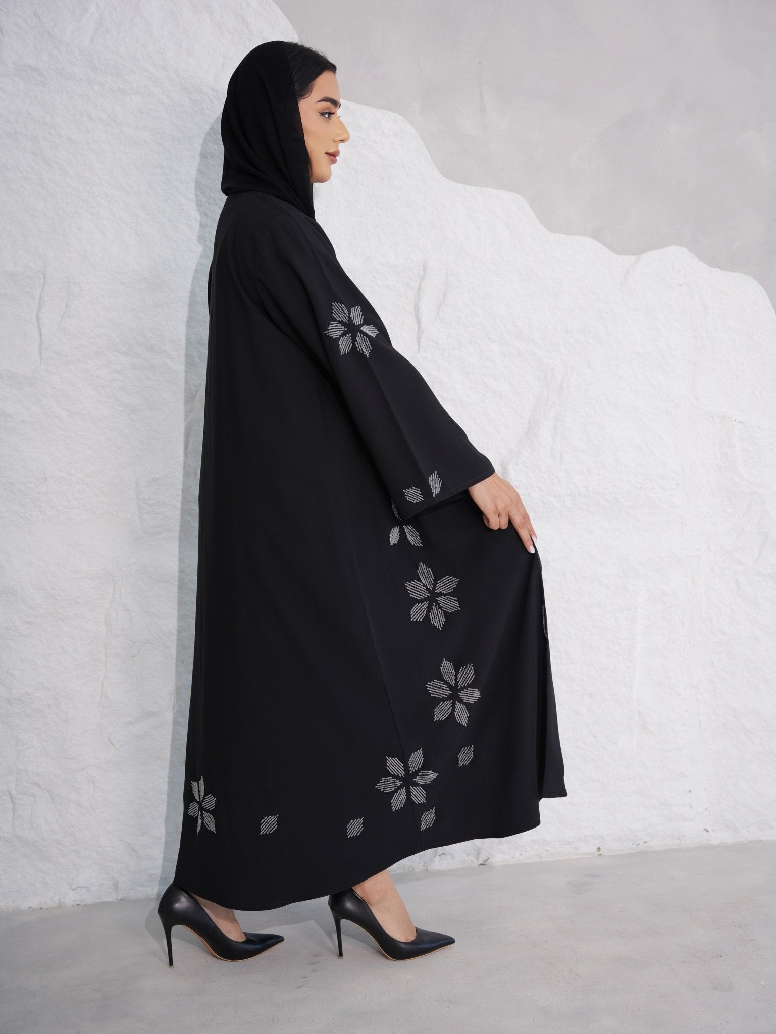 C 0380 Black Abaya