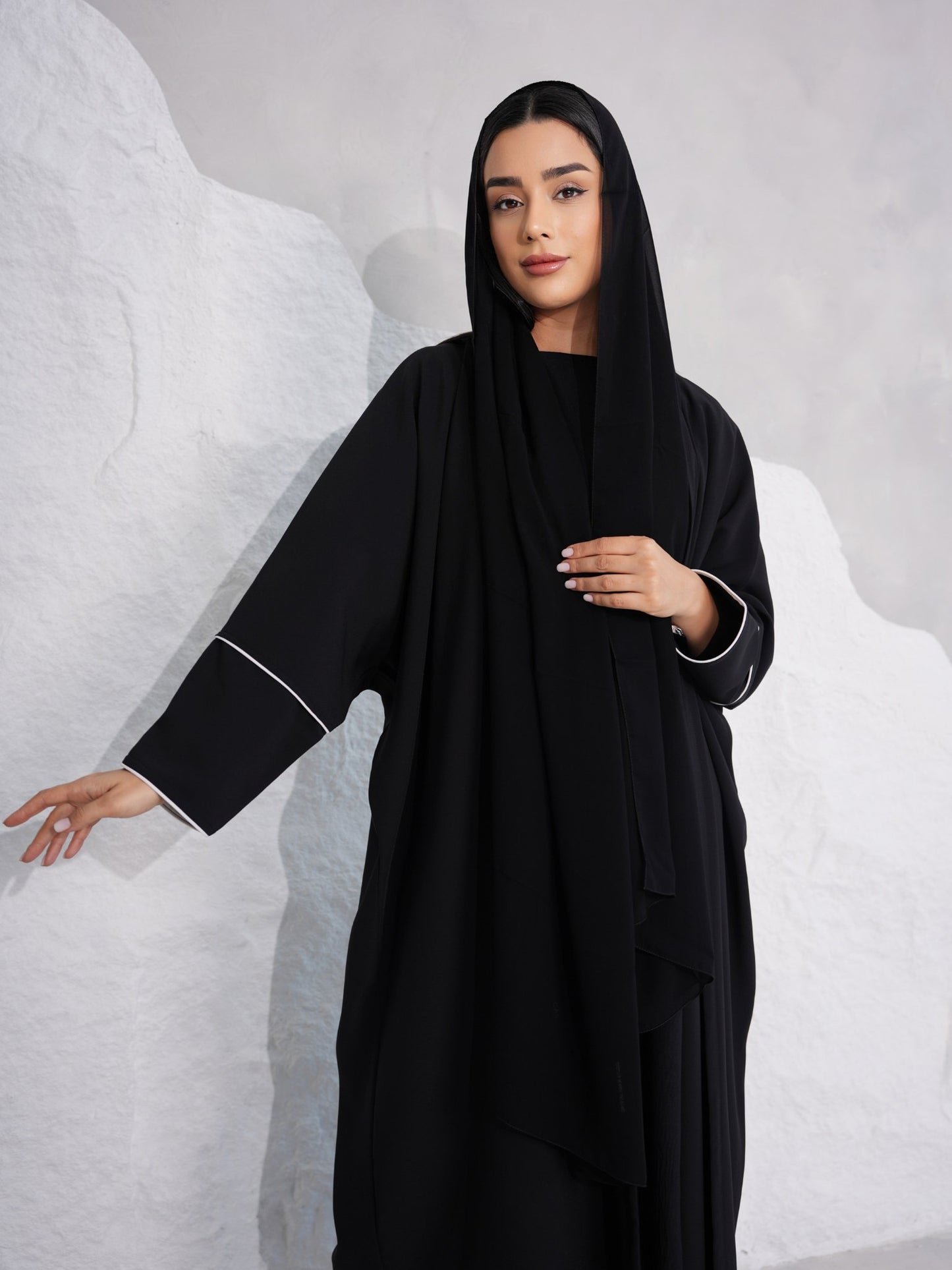 C 0391 Black Abaya