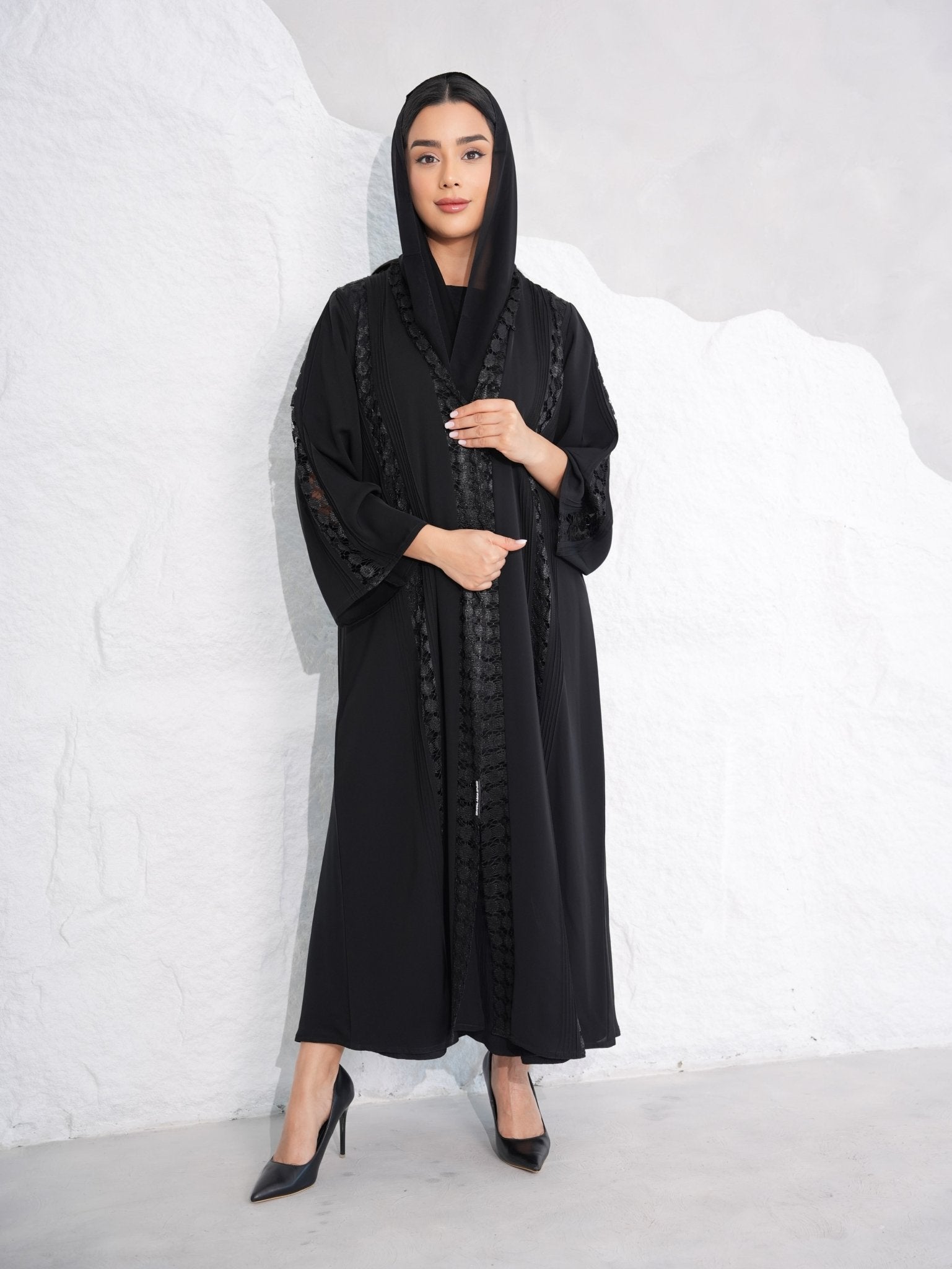 C 0393 Black Abaya