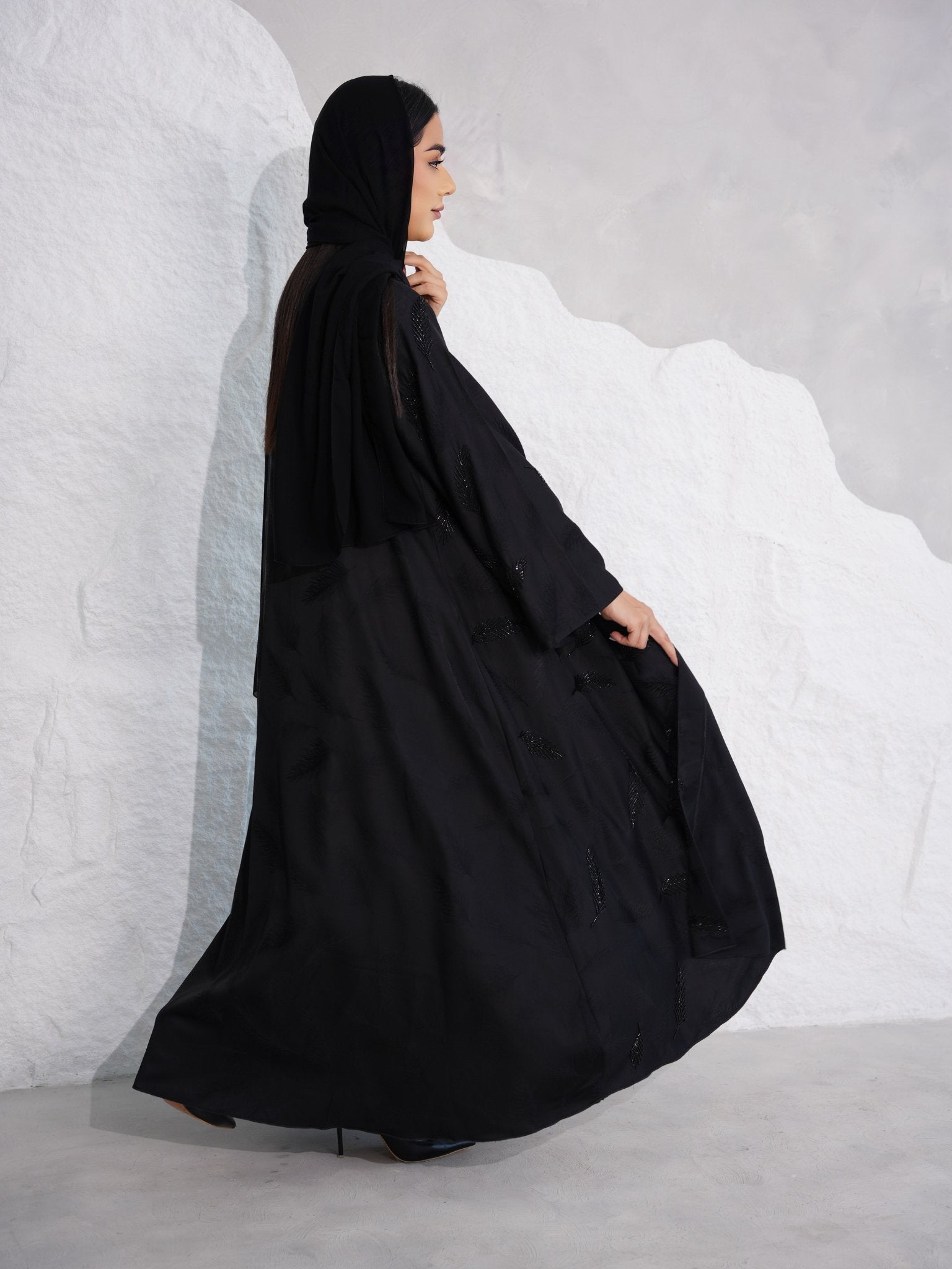 C 0398 Black Abaya