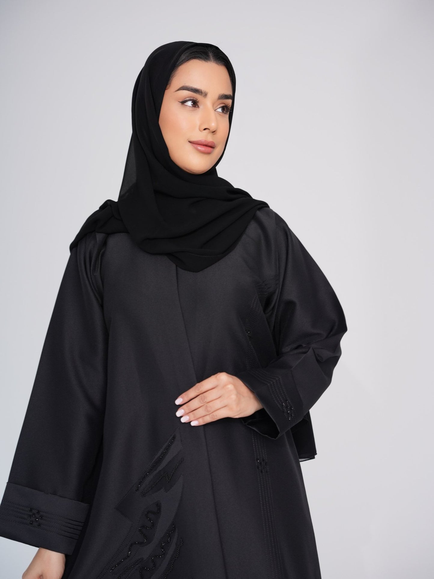 C 0402 Black Abaya