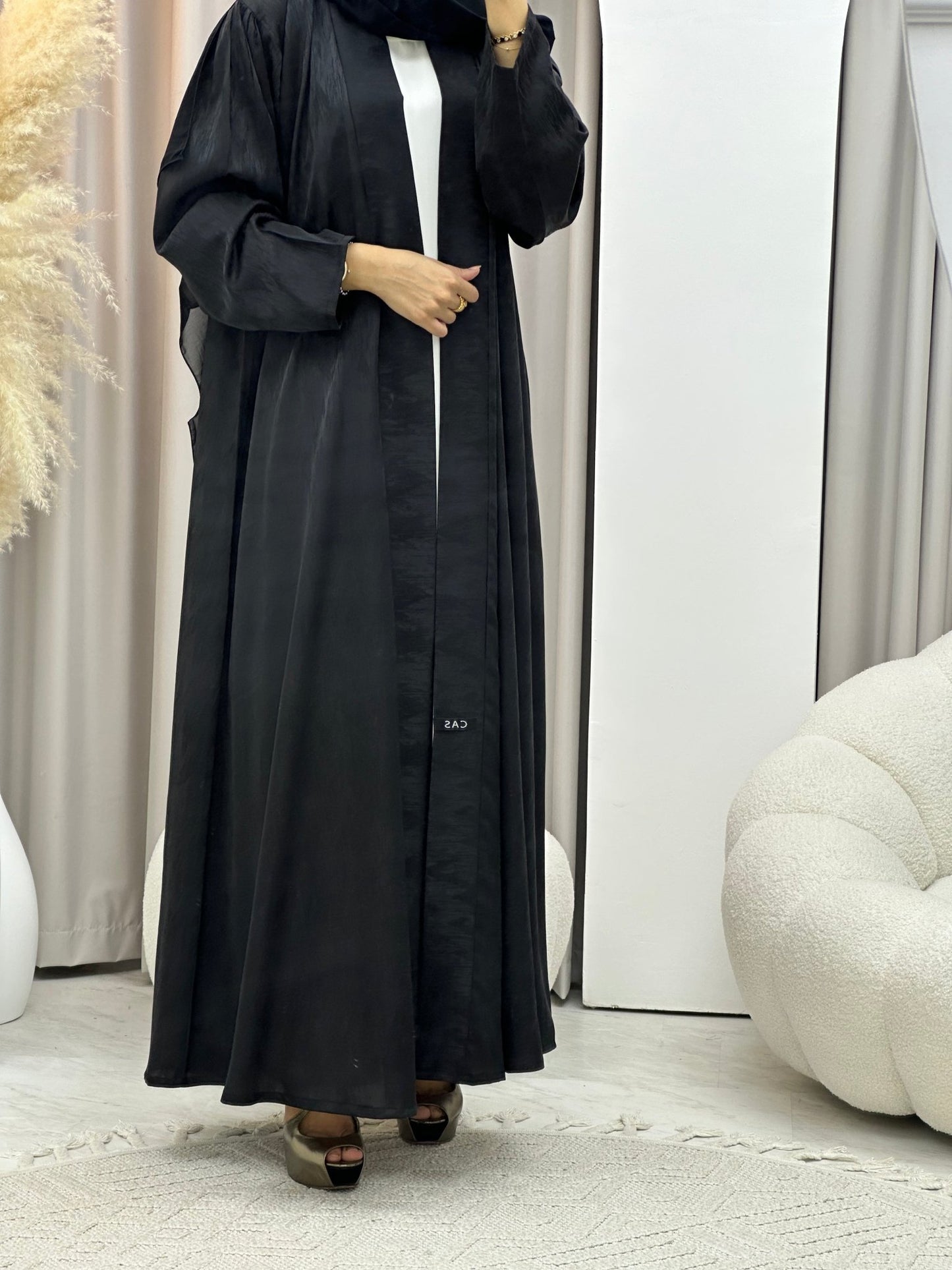 C 0409 - 01 Black Printed Abaya