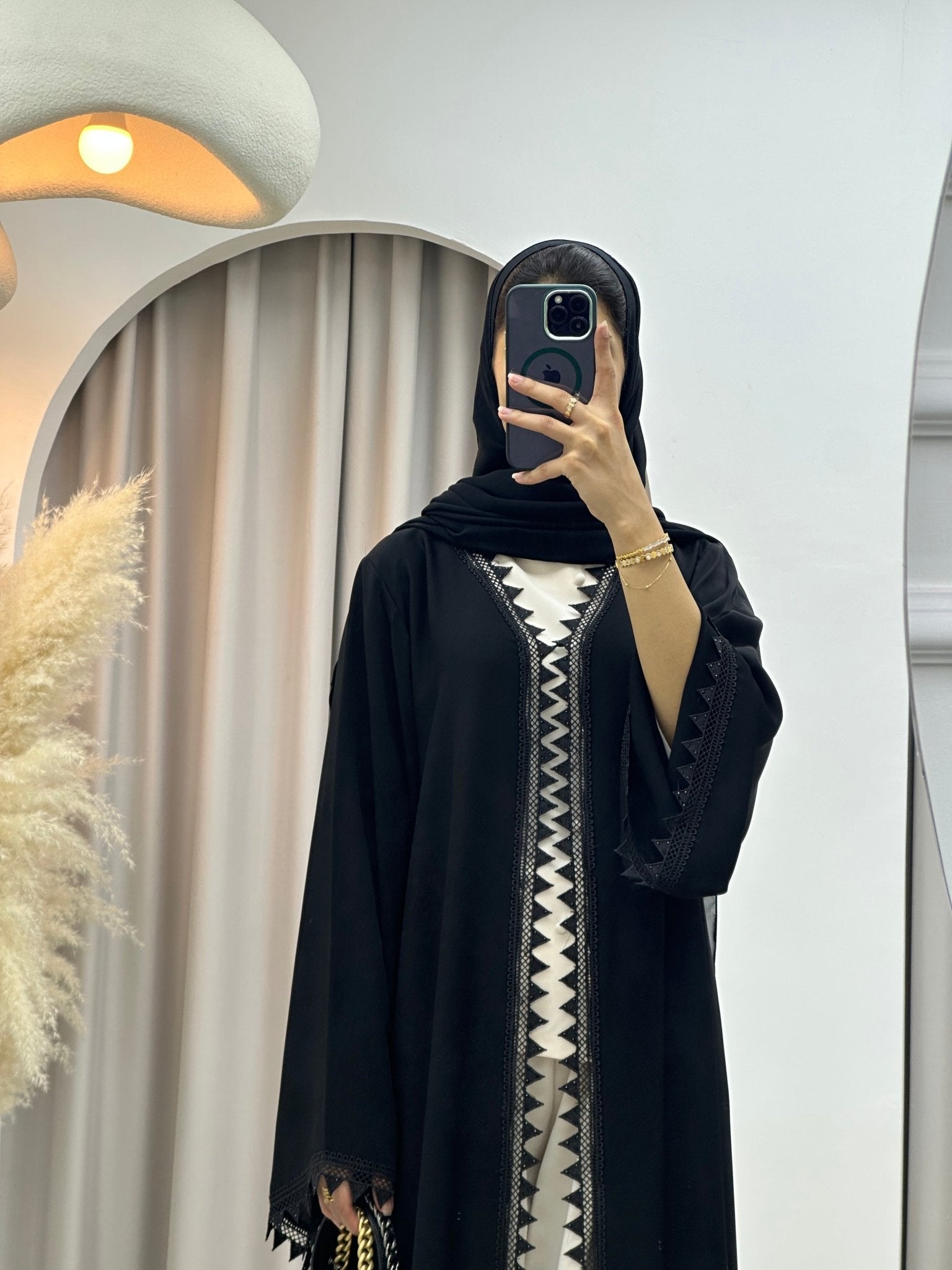 C 0410 Black Lace Abaya