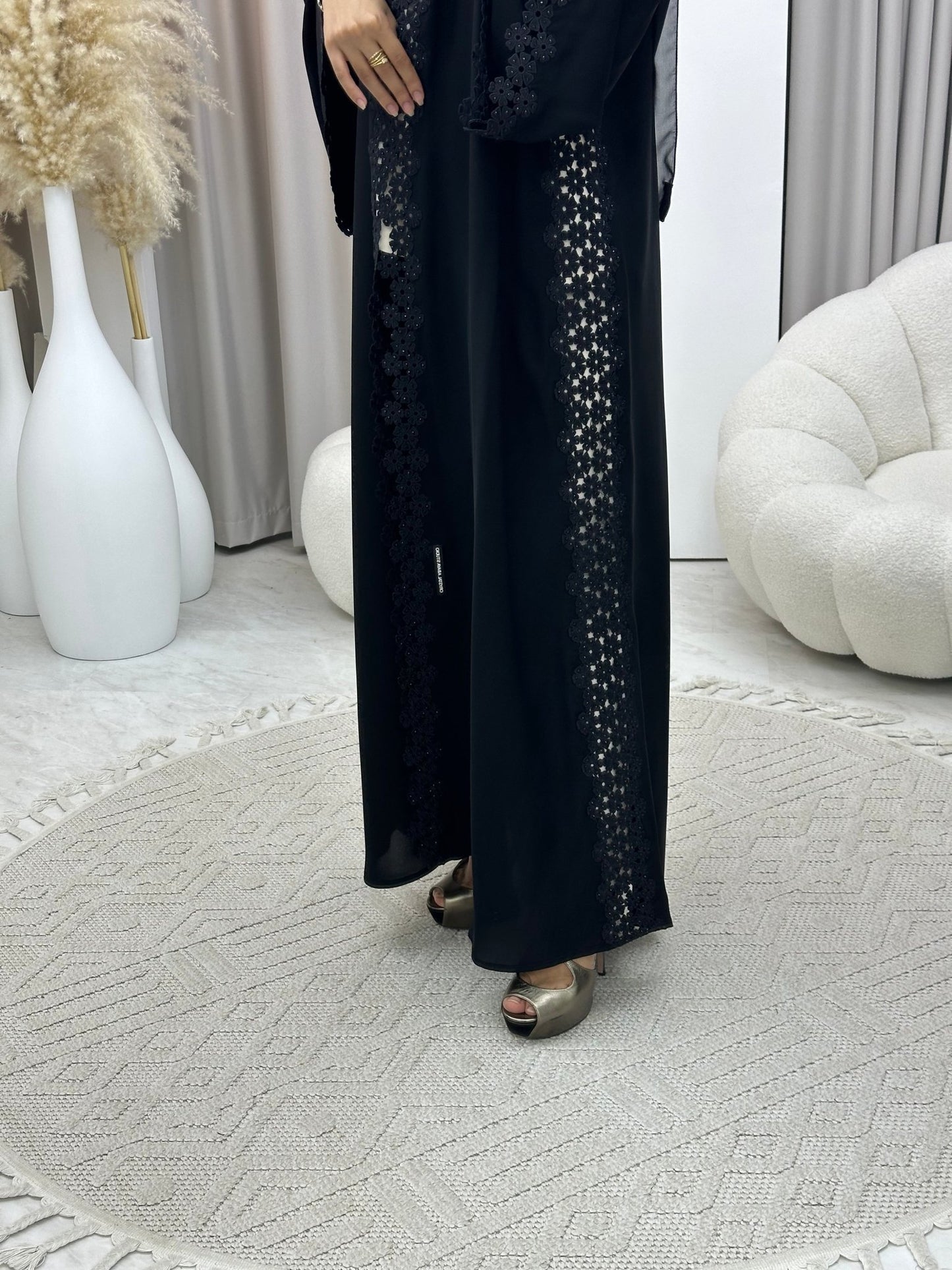 C 0413 Black Lace Abaya