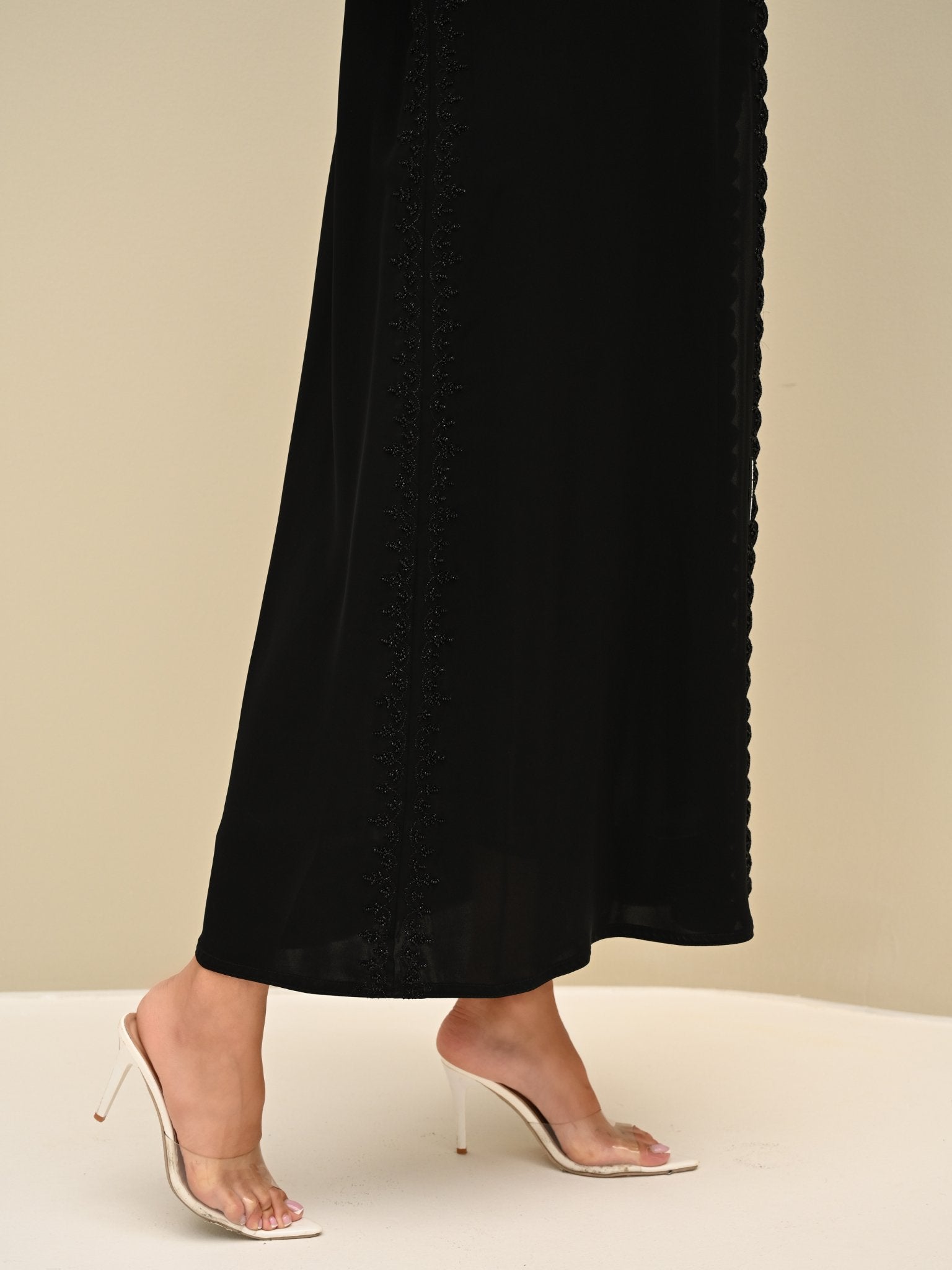 C 0419 Black Abaya