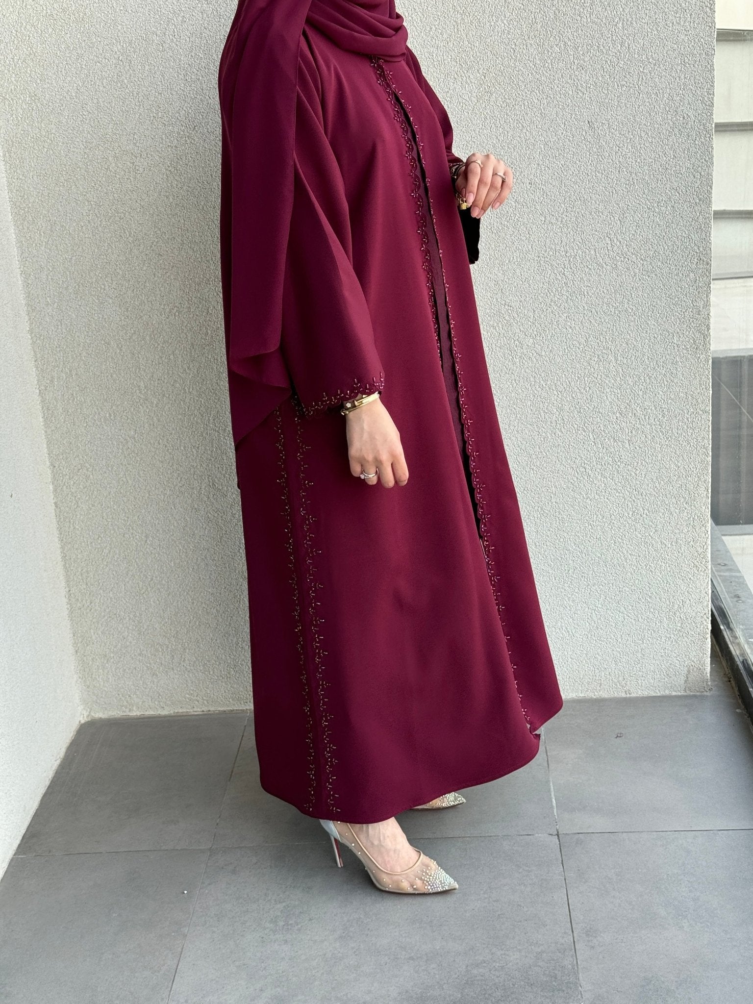 C 0419 Maroon Abaya