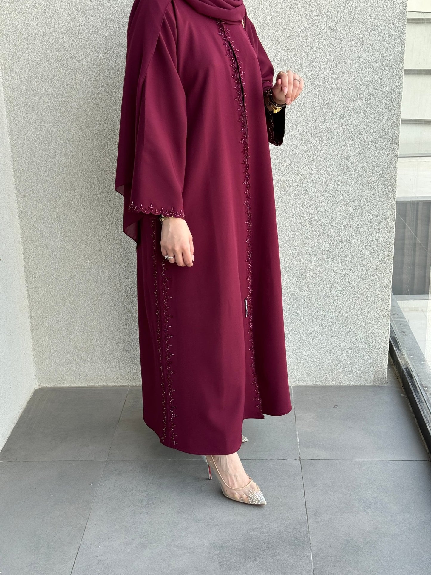 C 0419 Maroon Abaya