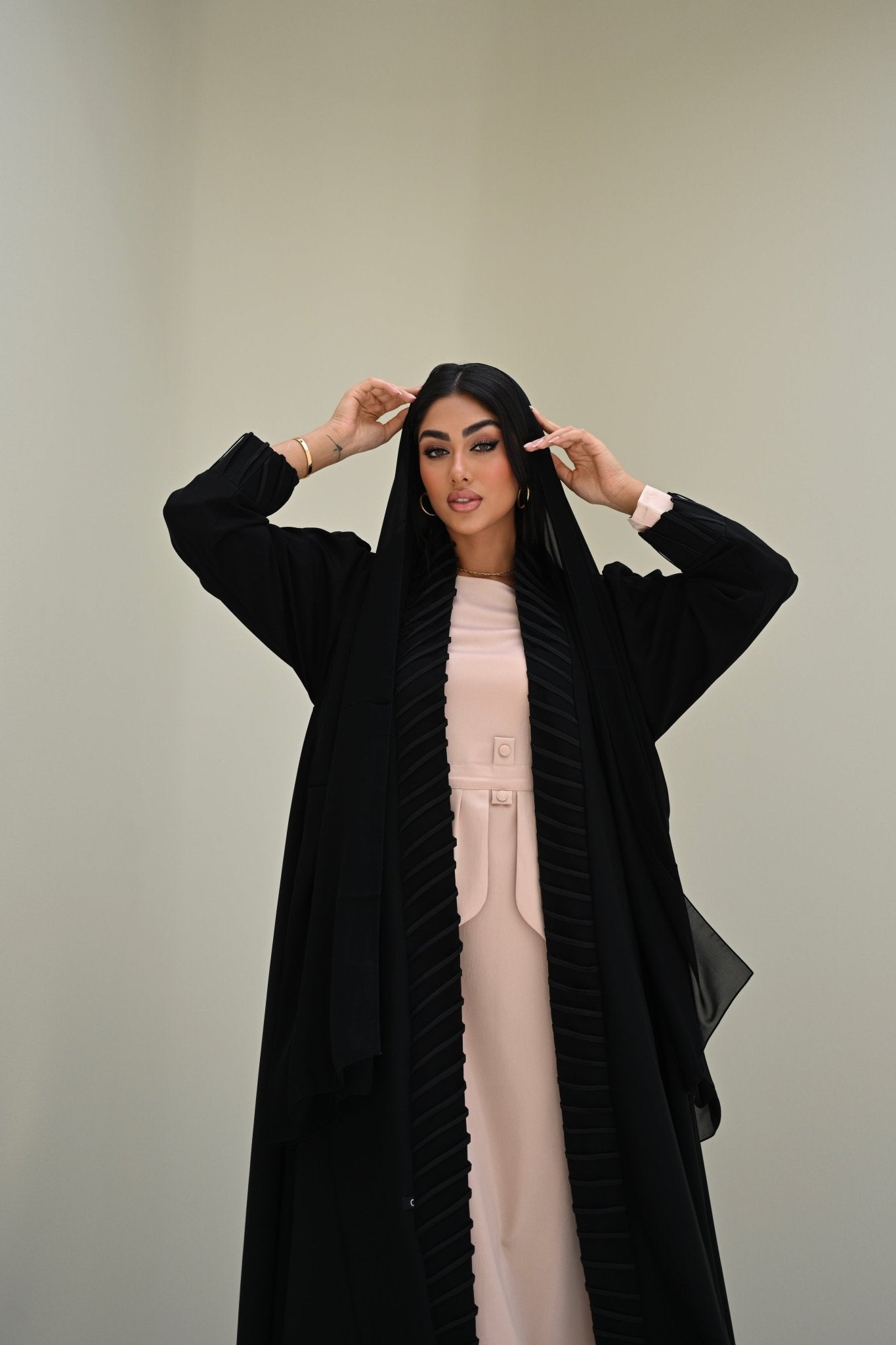 C 0518 Black Work Abaya