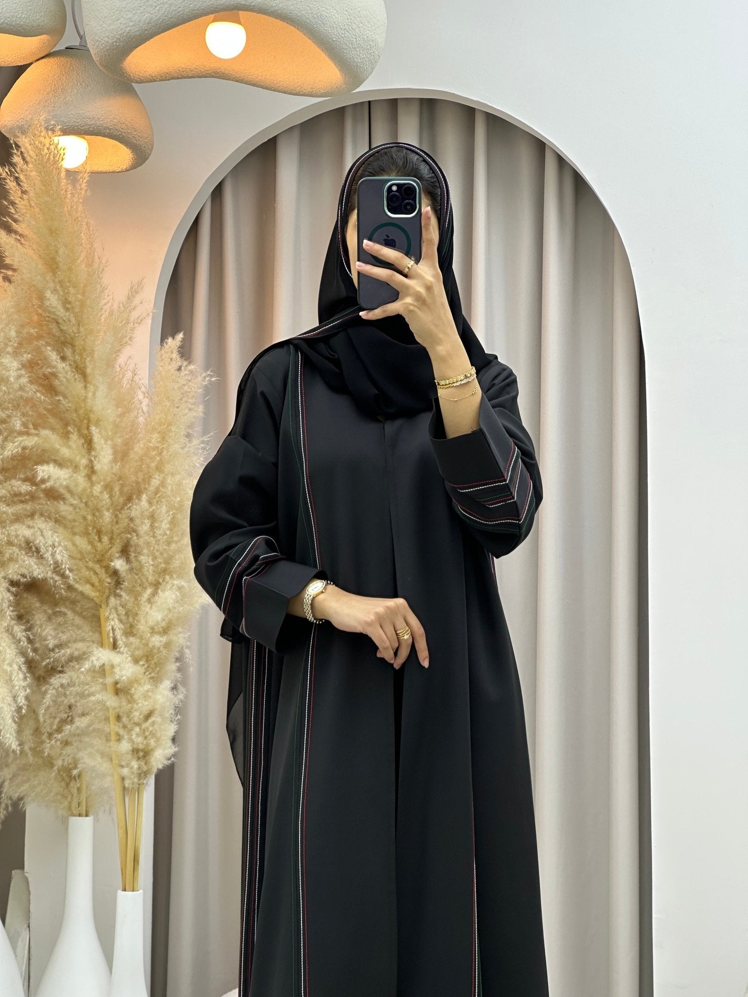 C 0557 Black Emirati National Day Abaya