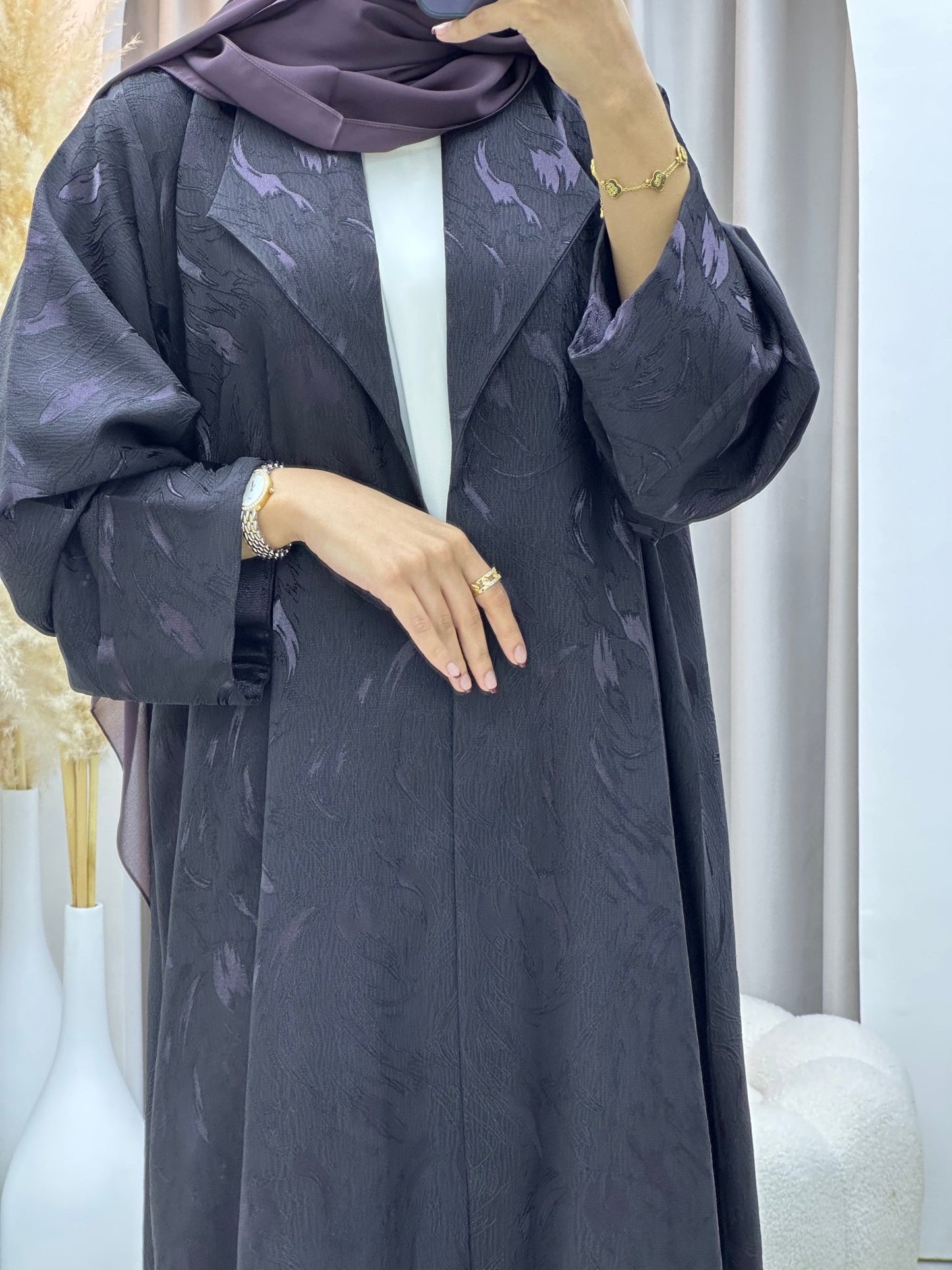 C 0583 - 03 Purple Leaf Printed Abaya