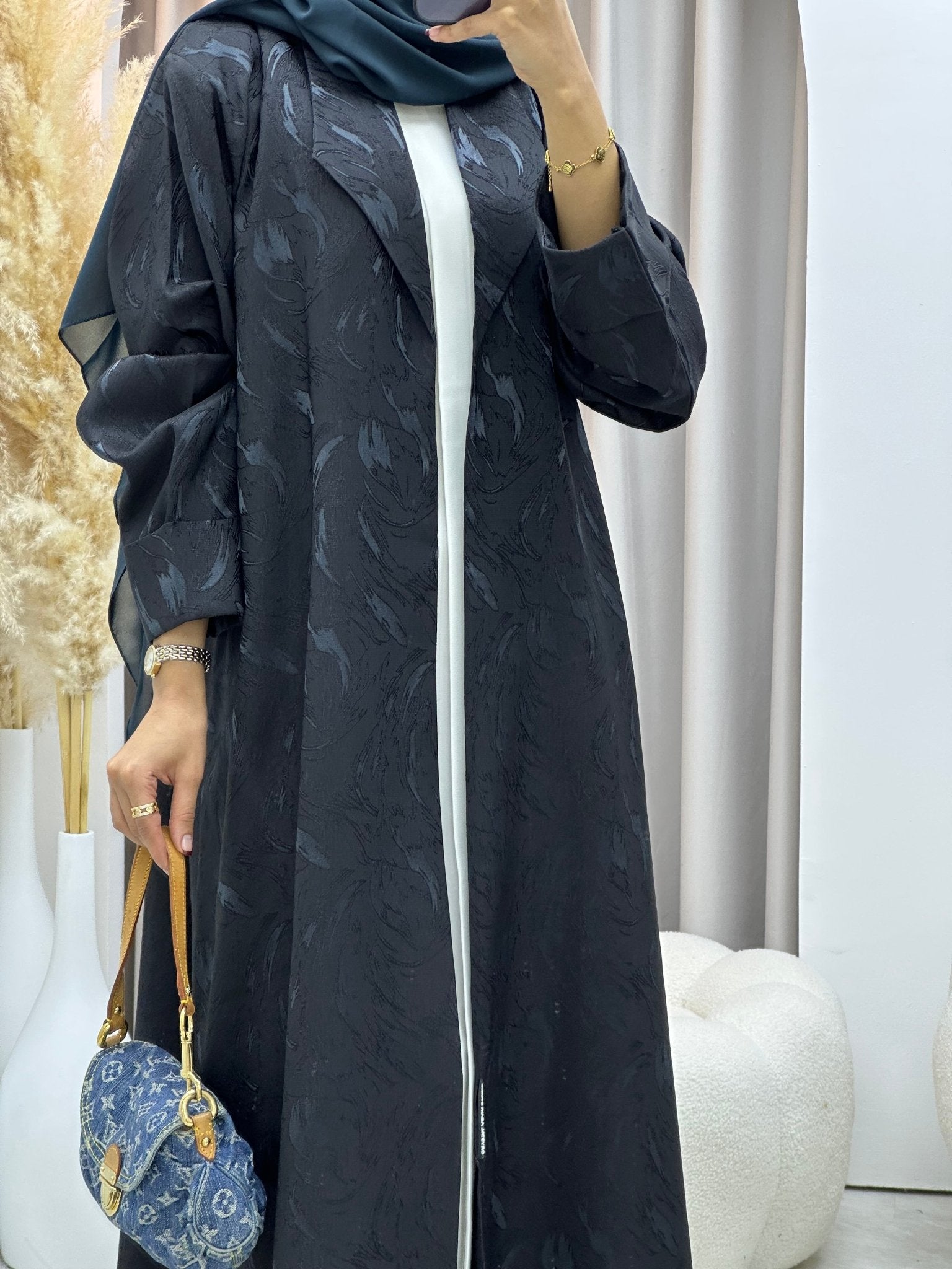 C 0583 - 04 Teal Leaf Printed Abaya