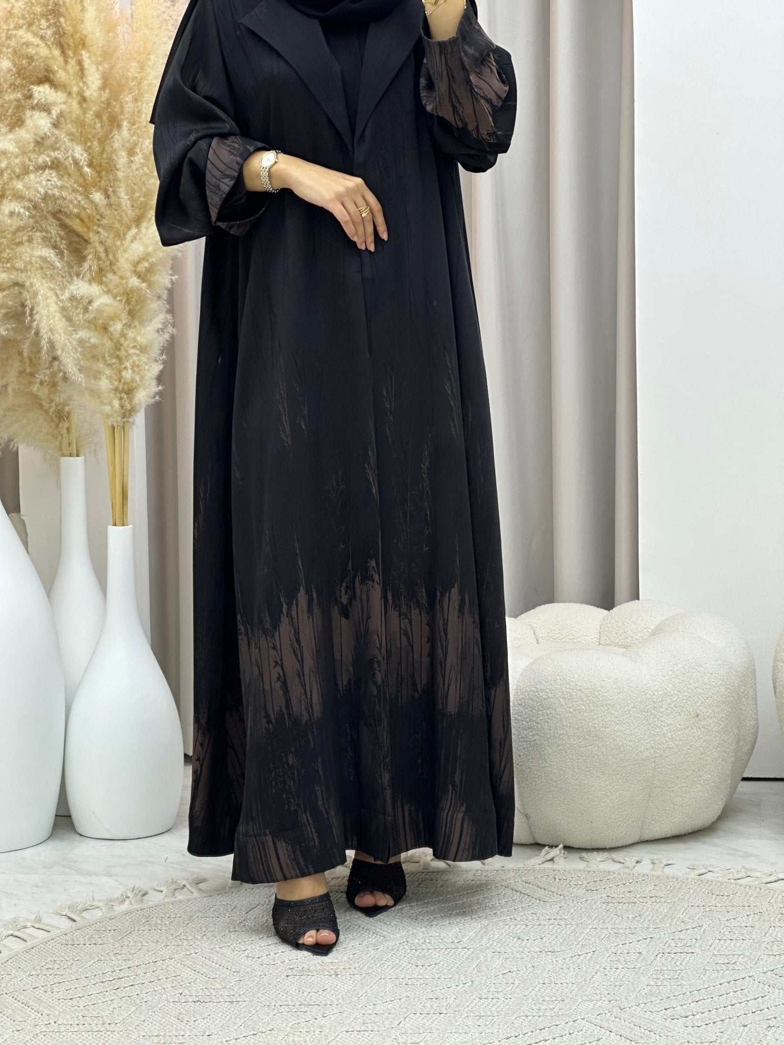 C 0590 - 03 Gold Black Coat Abaya