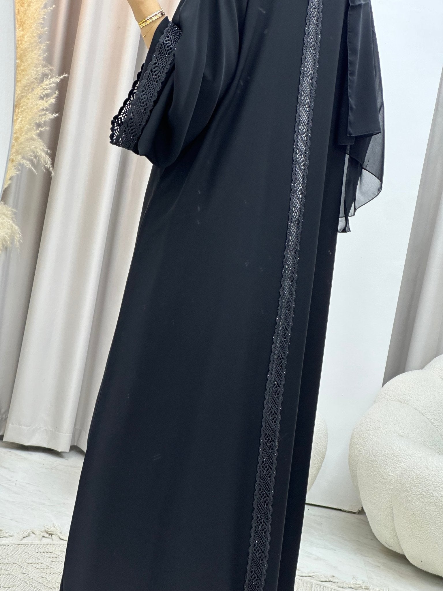 C 0602 Black Abaya