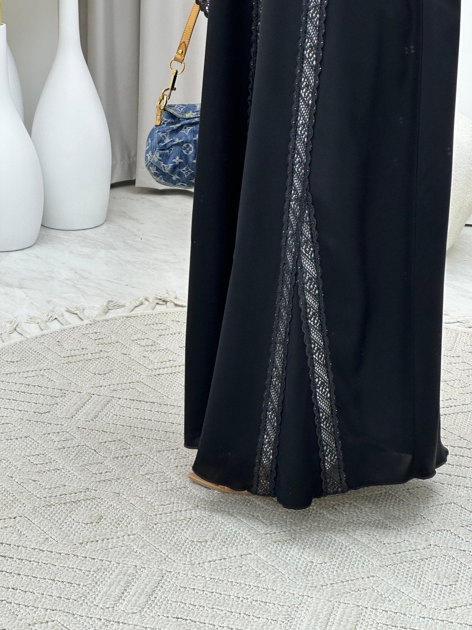 C 0602 Black Abaya