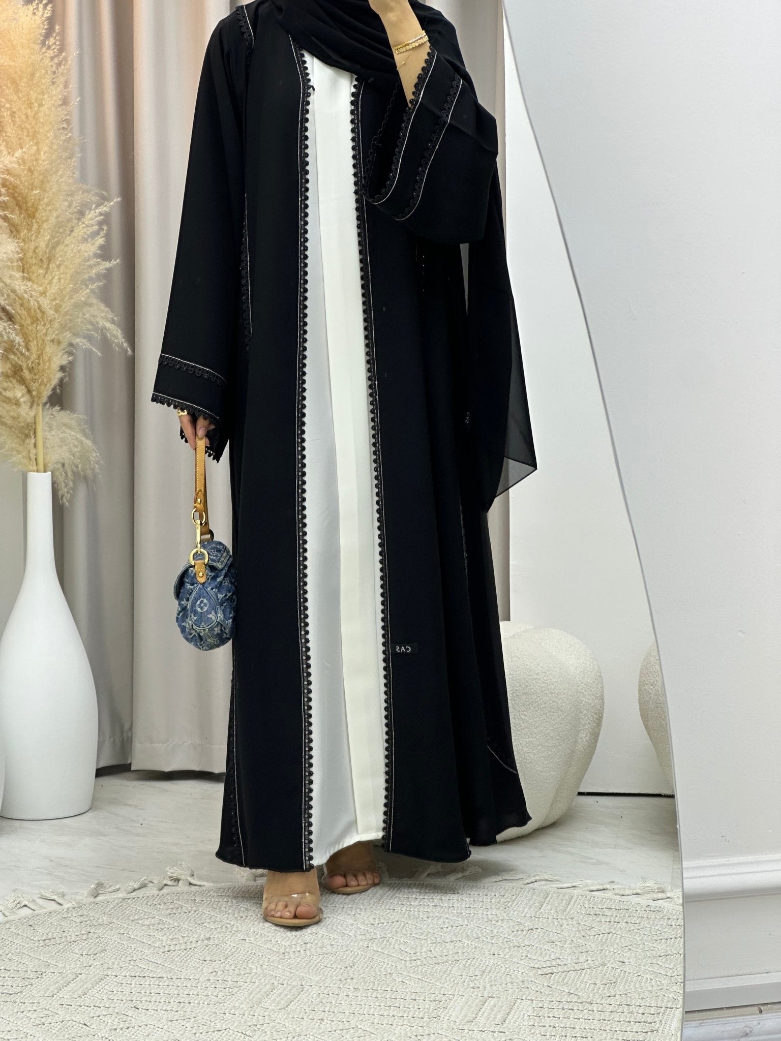 C 0603 Black Abaya