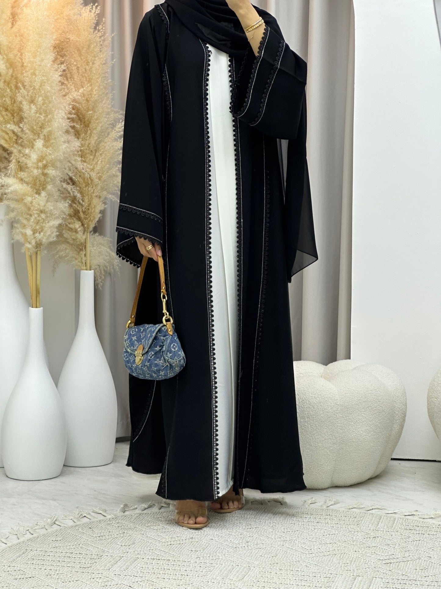 C 0603 Black Abaya