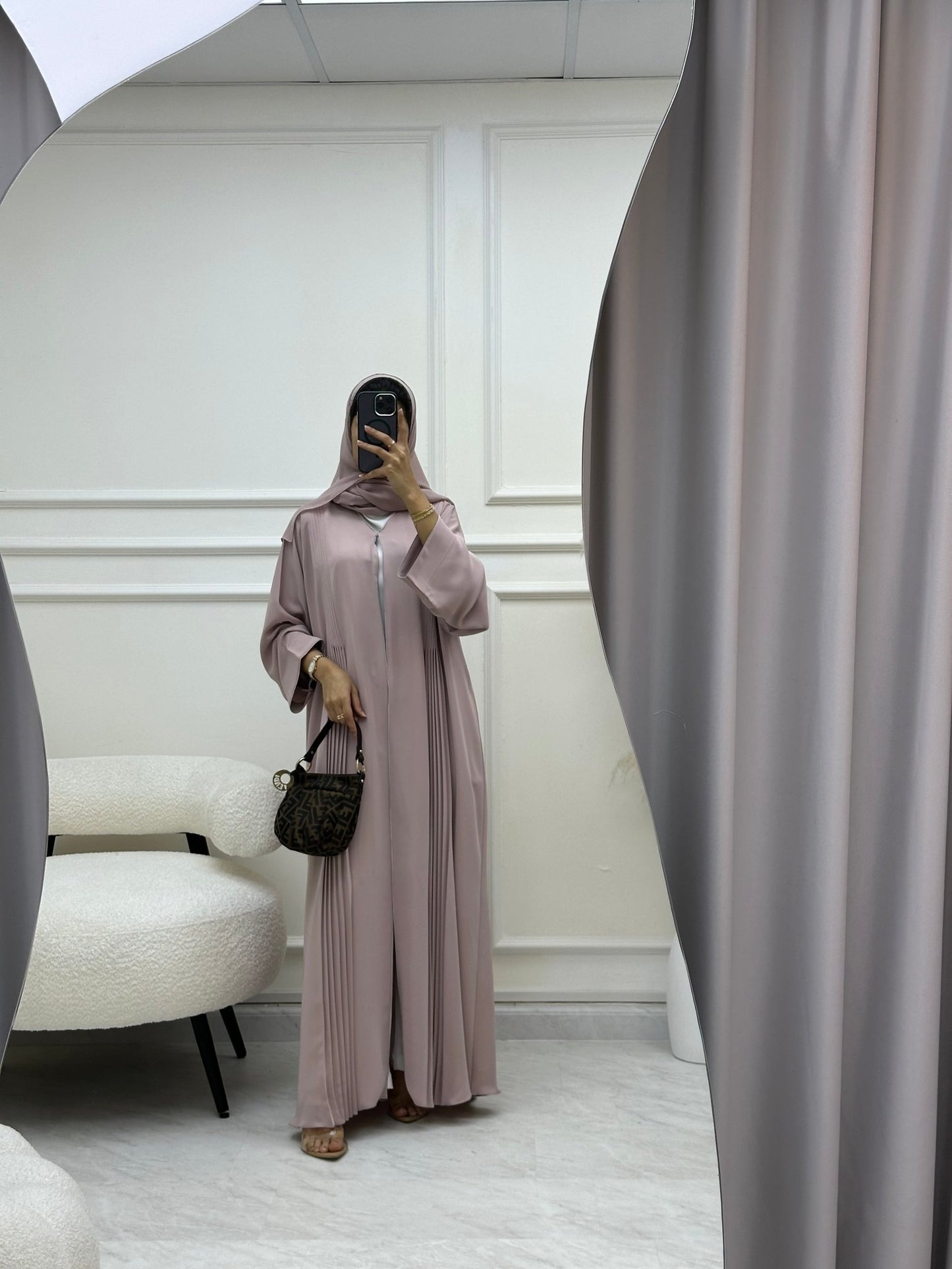 C 0605 - 02 Pink Abaya