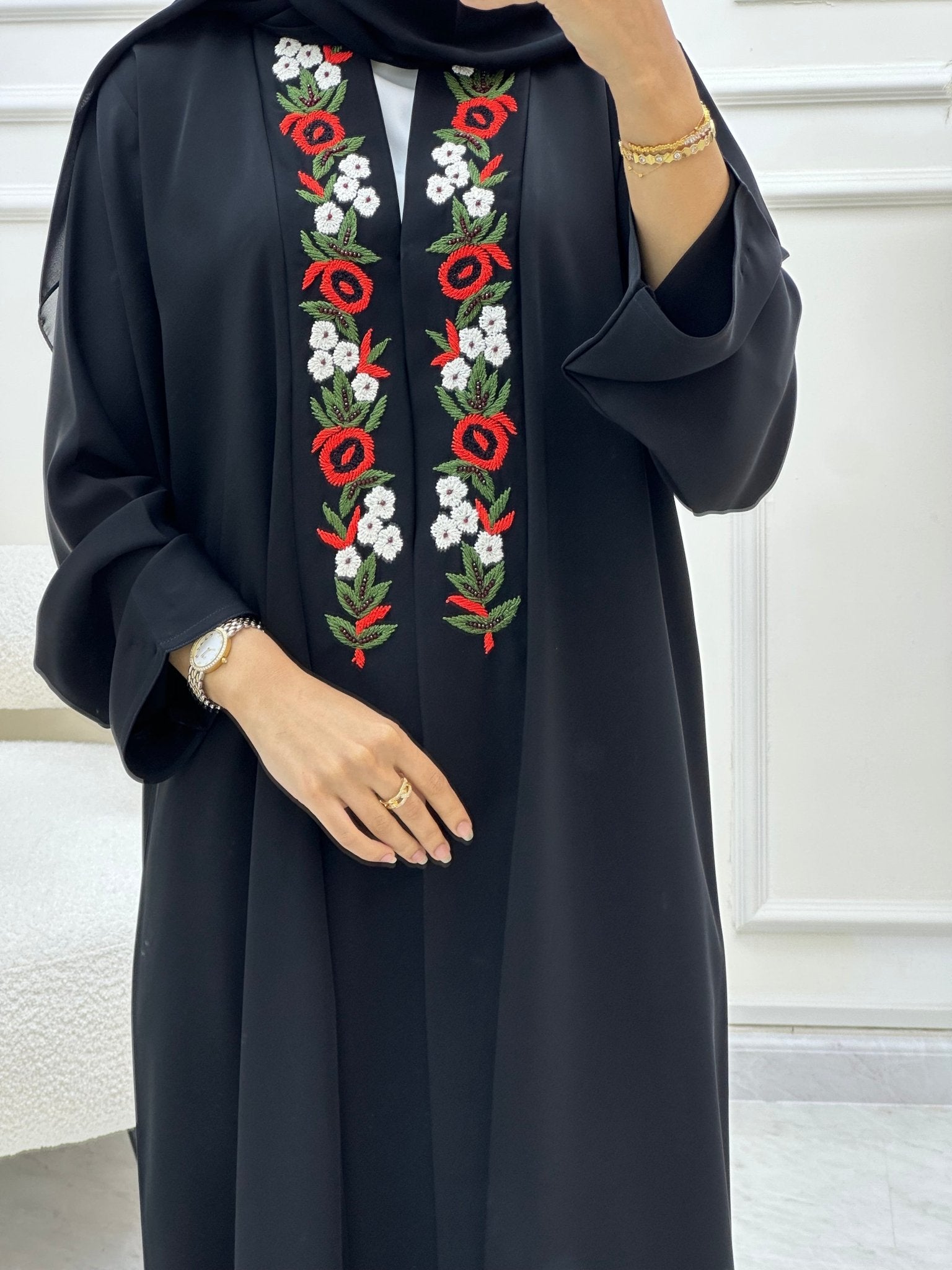 C 0613 Black Emirati National Day Abaya