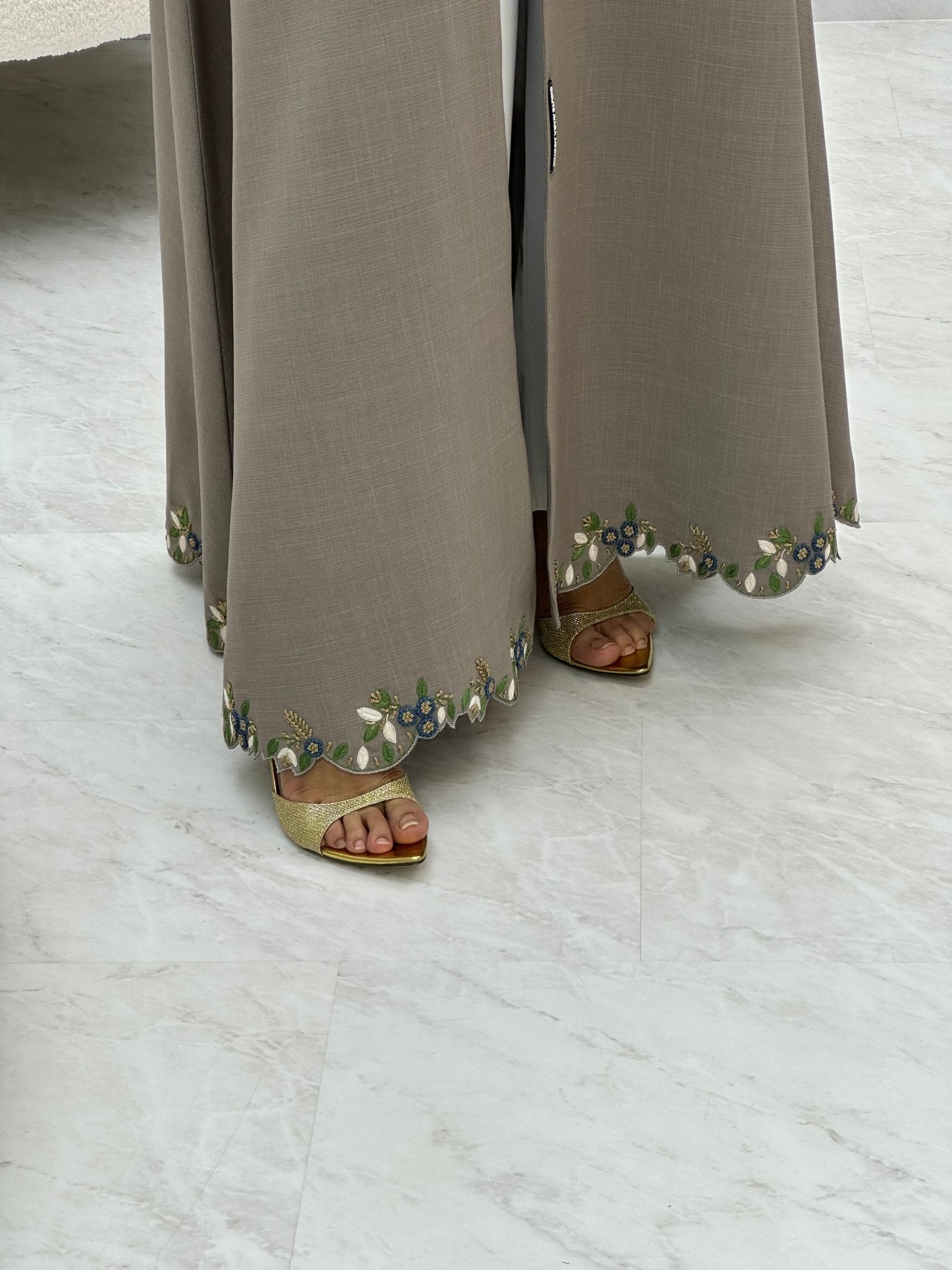 C 0620 Embroidered Beige Abaya