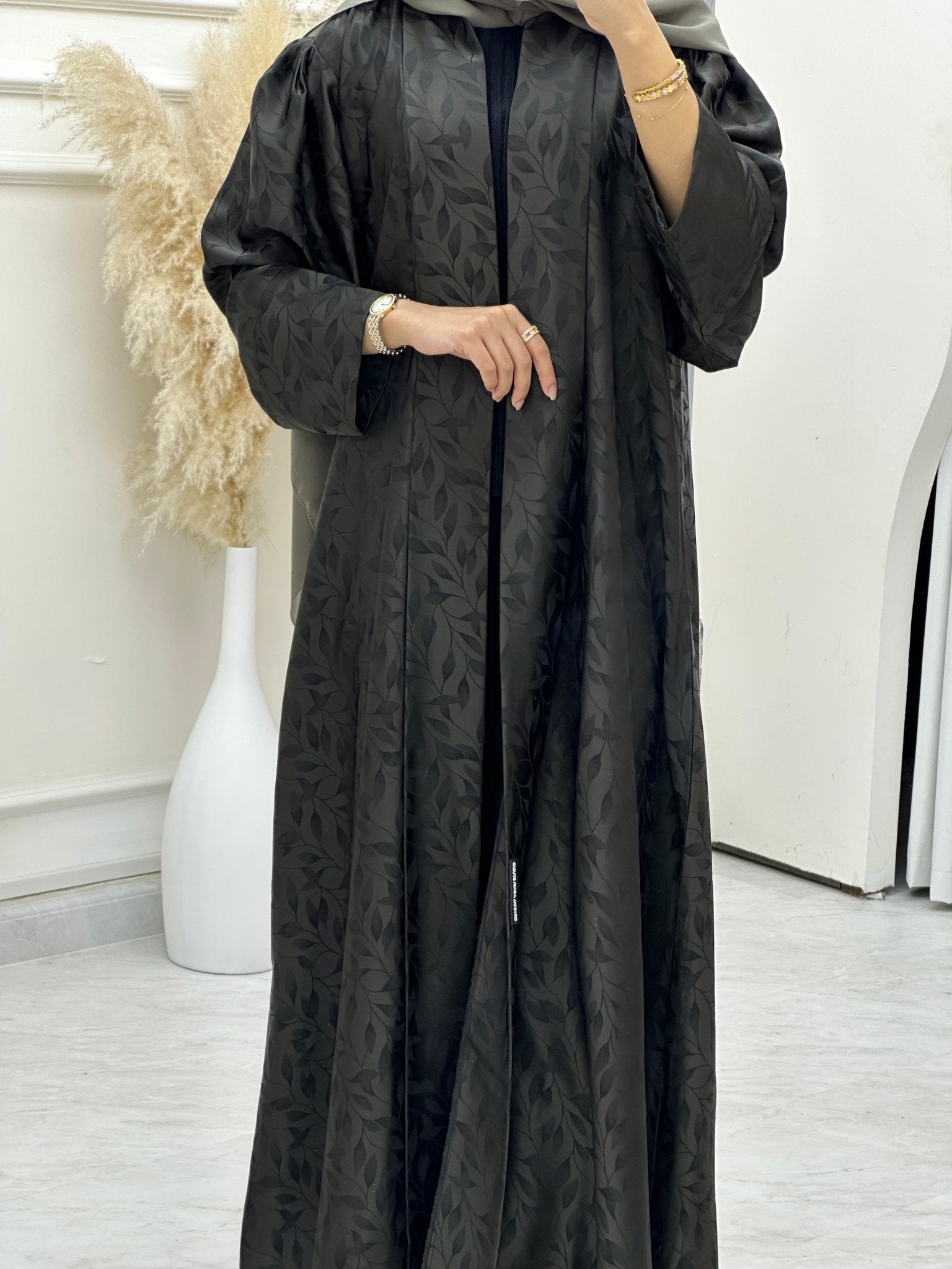 C 0632 - 03 Green Leaf Print Abaya