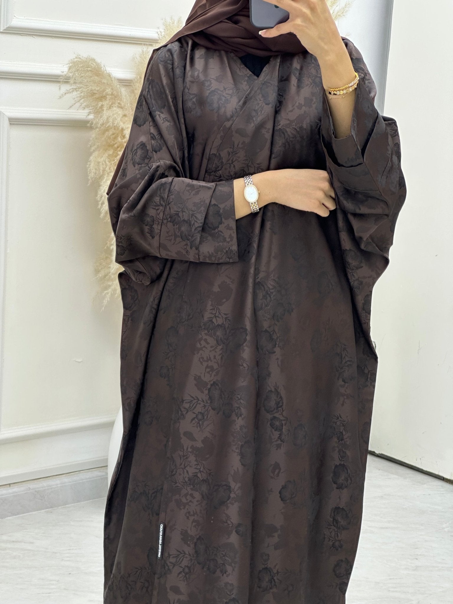 C 0633 - 02 Brown Bisht Floral Abaya