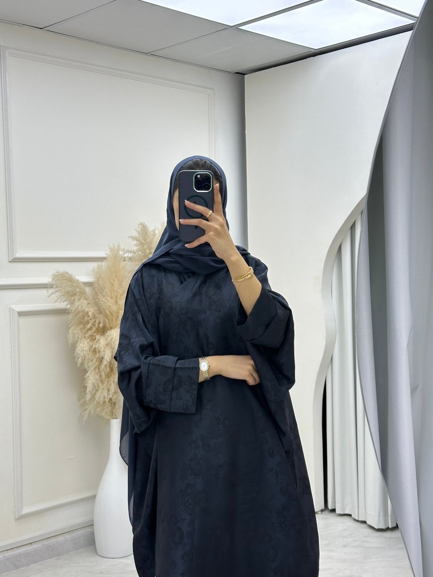 C 0633 - 05 Navy Blue Bisht Floral Abaya