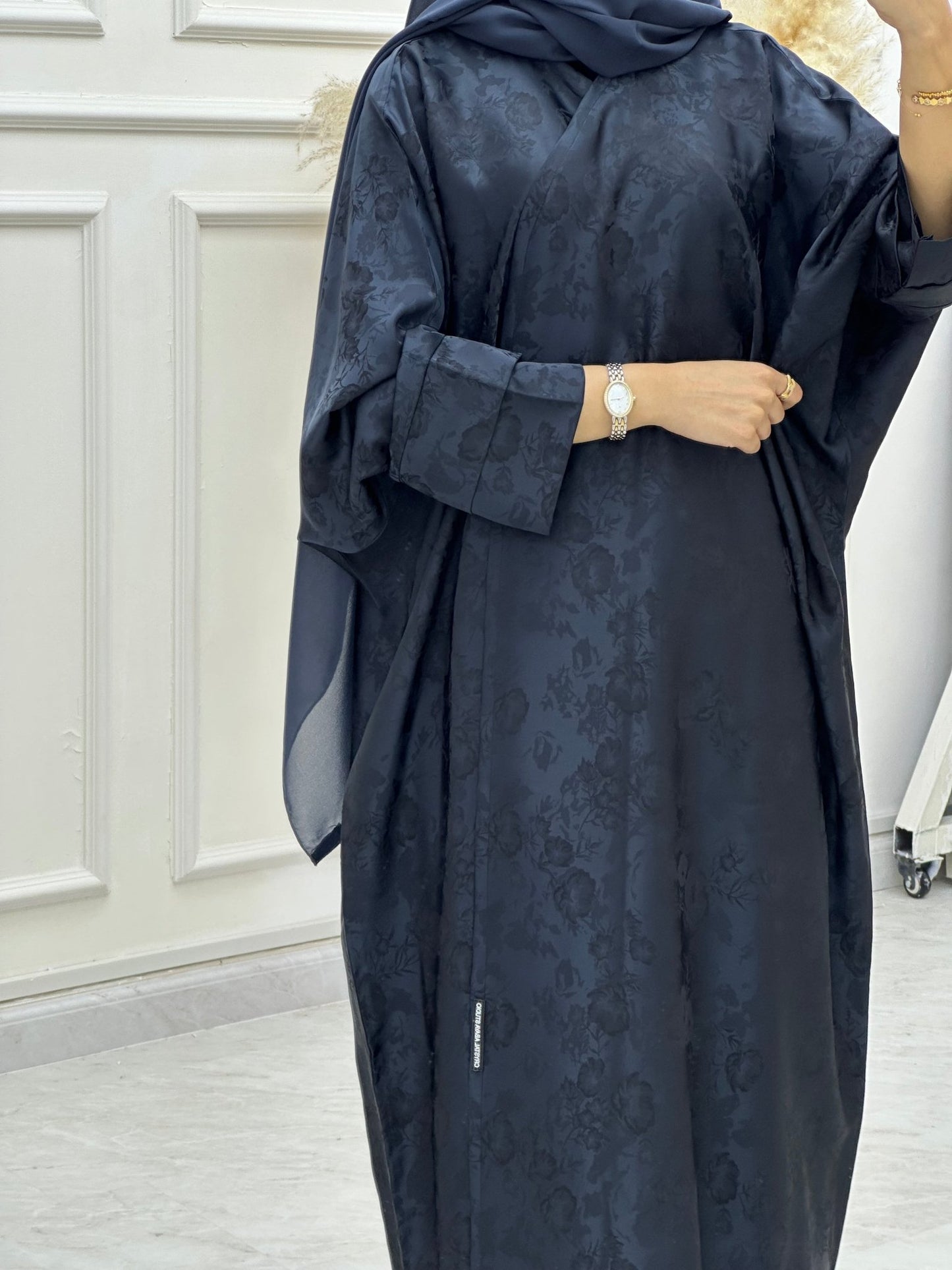 C 0633 - 05 Navy Blue Bisht Floral Abaya