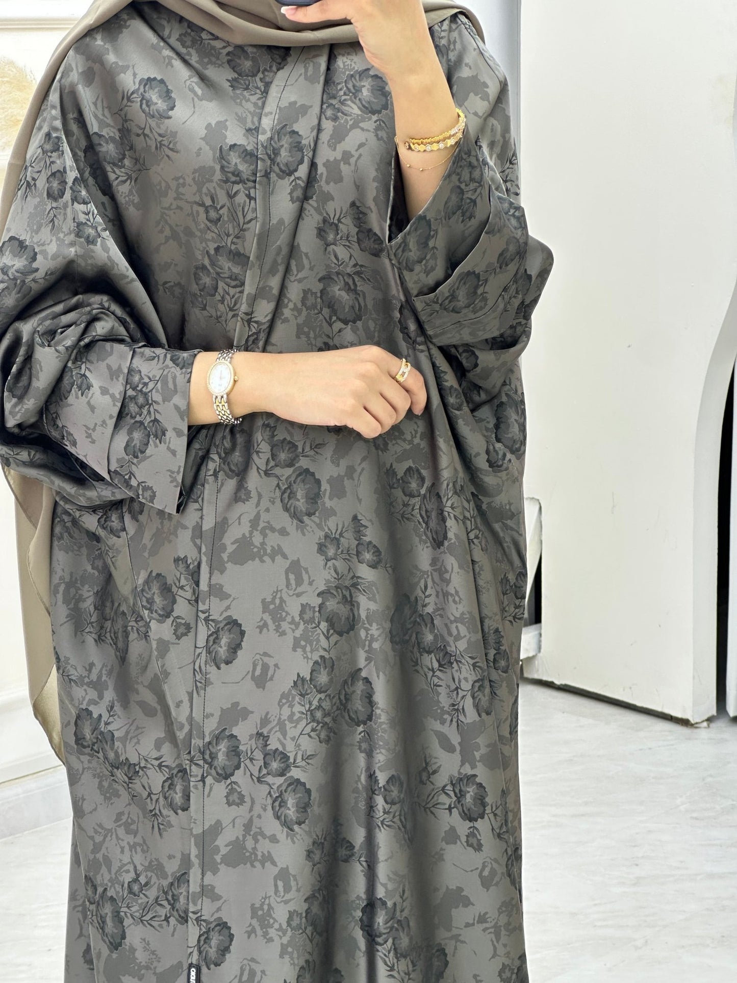 C 0633 - 06 Olive Bisht Floral Abaya