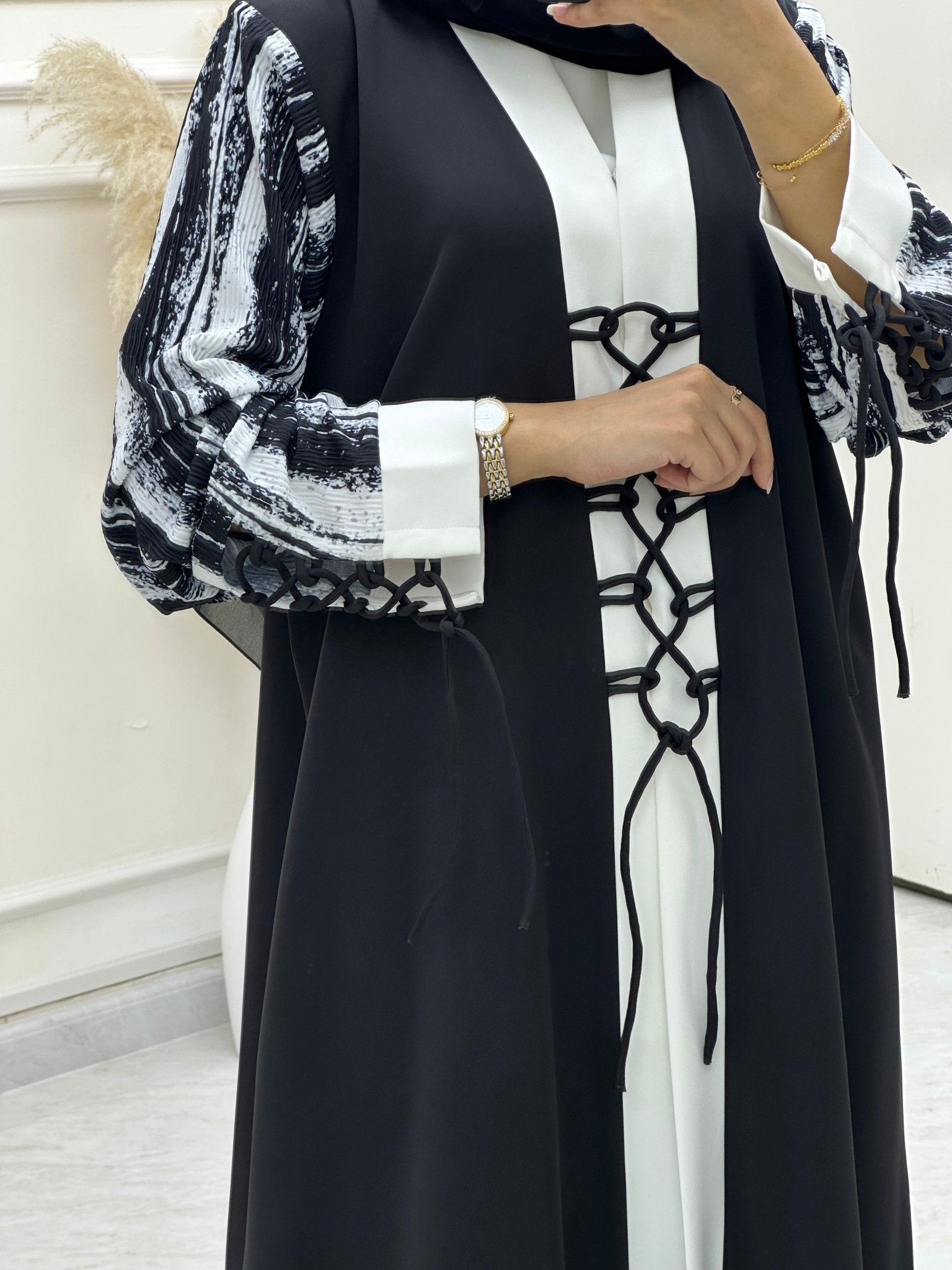 C 0638 Black Abaya