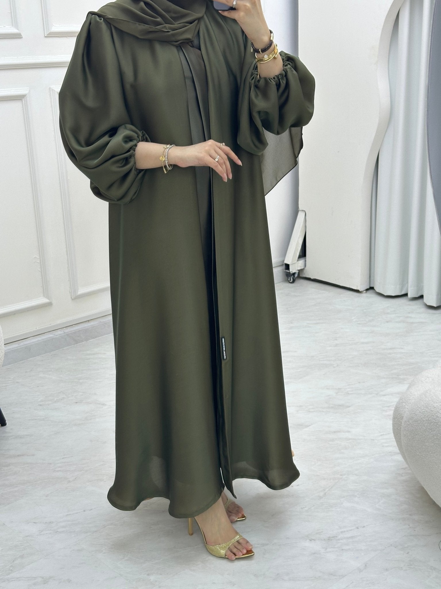 C 0645 OliveGreen Gold Duotone Abaya