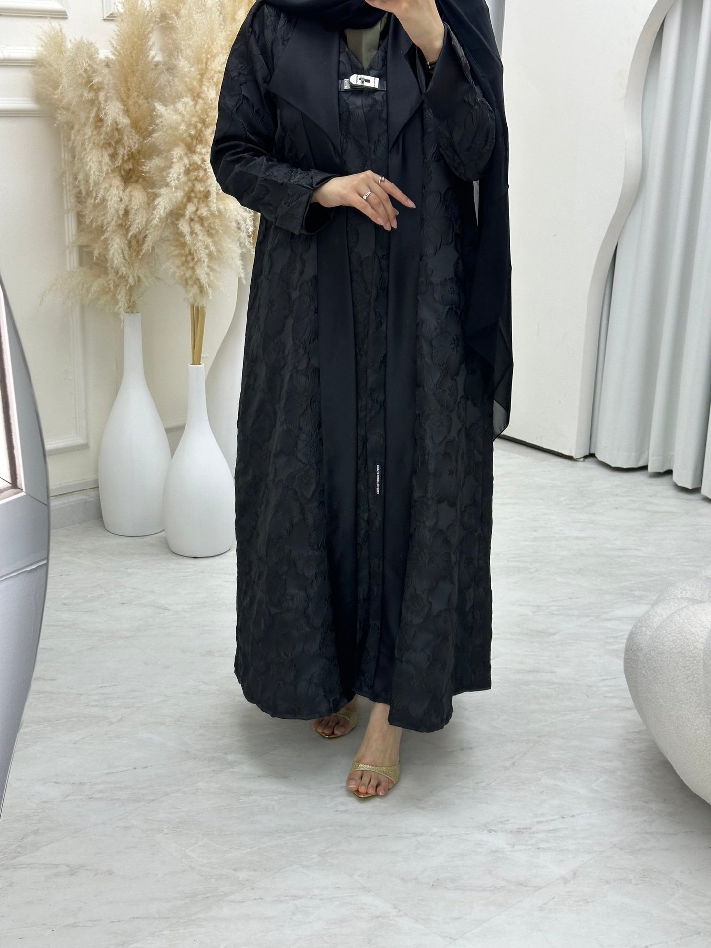 C 0647 Black Floral Abaya