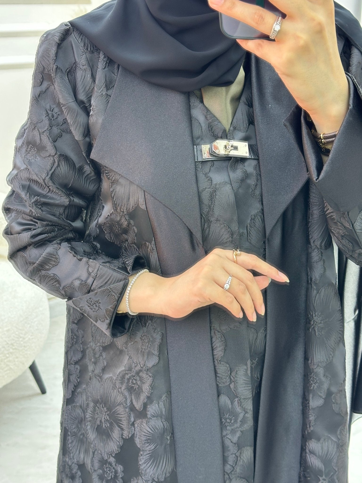 C 0647 Black Floral Abaya