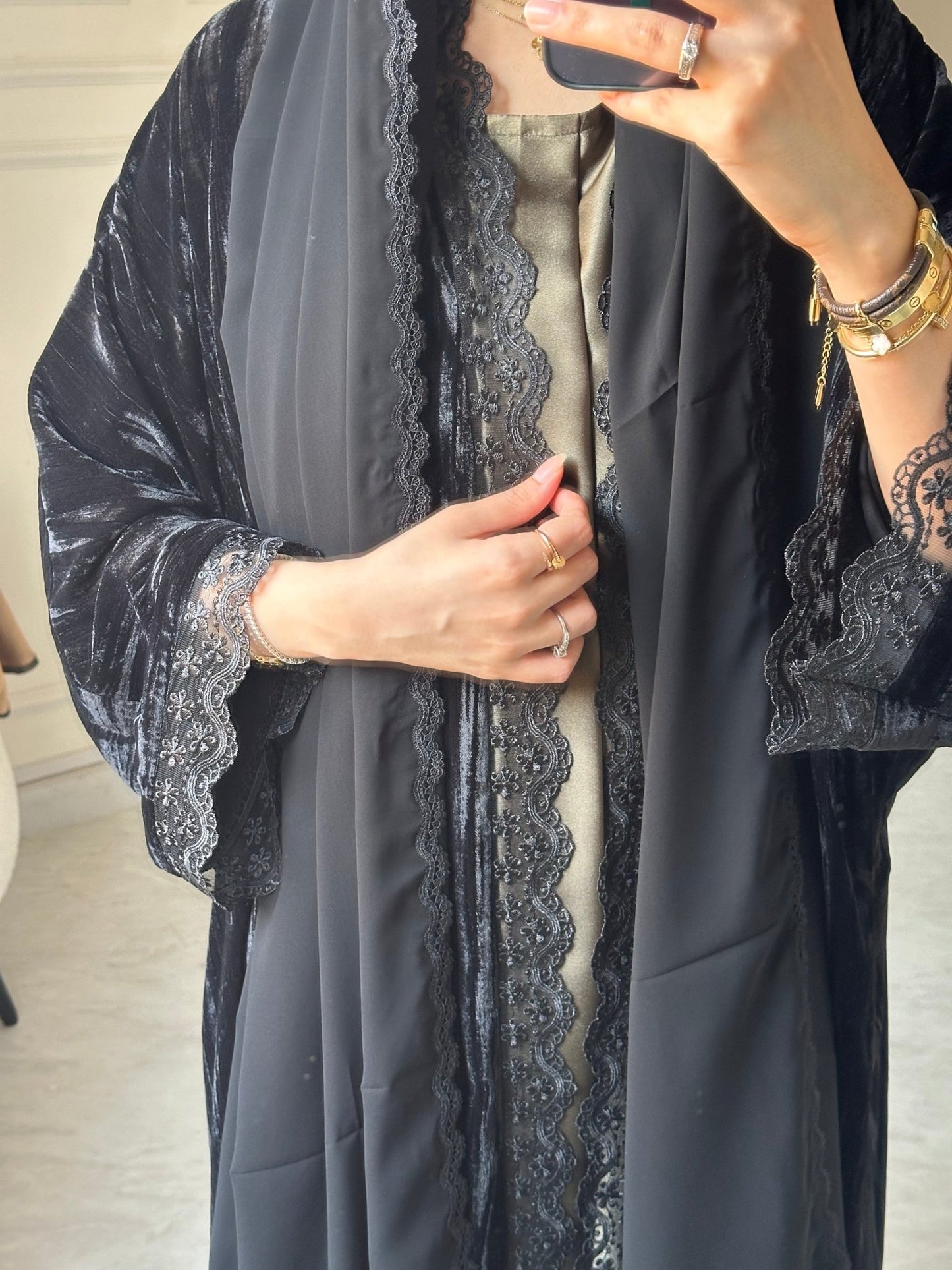 C 0648 Black Velvet Lace Abaya